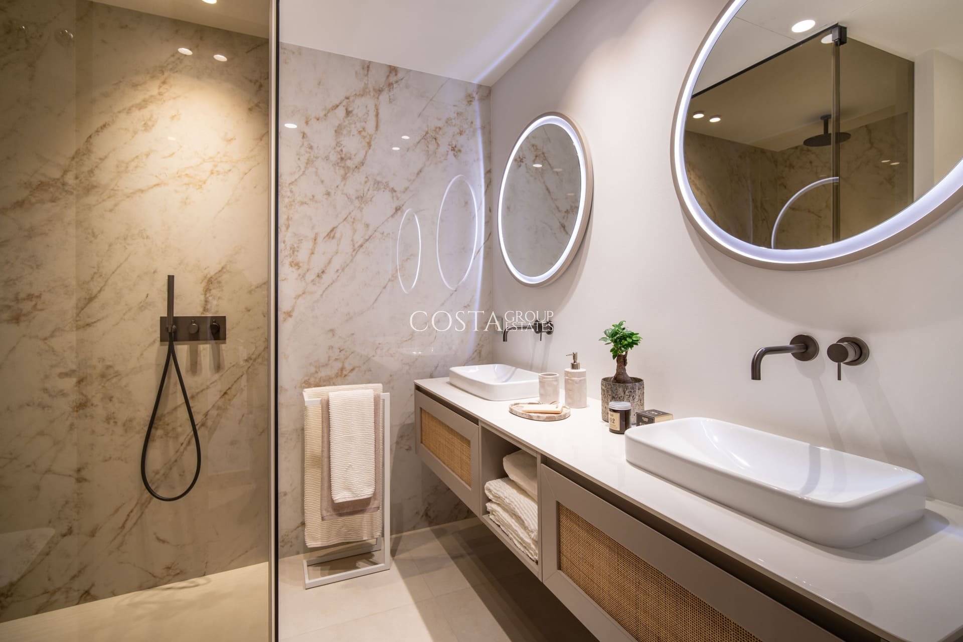 Nouvelle construction - Apartments -
Benahavís