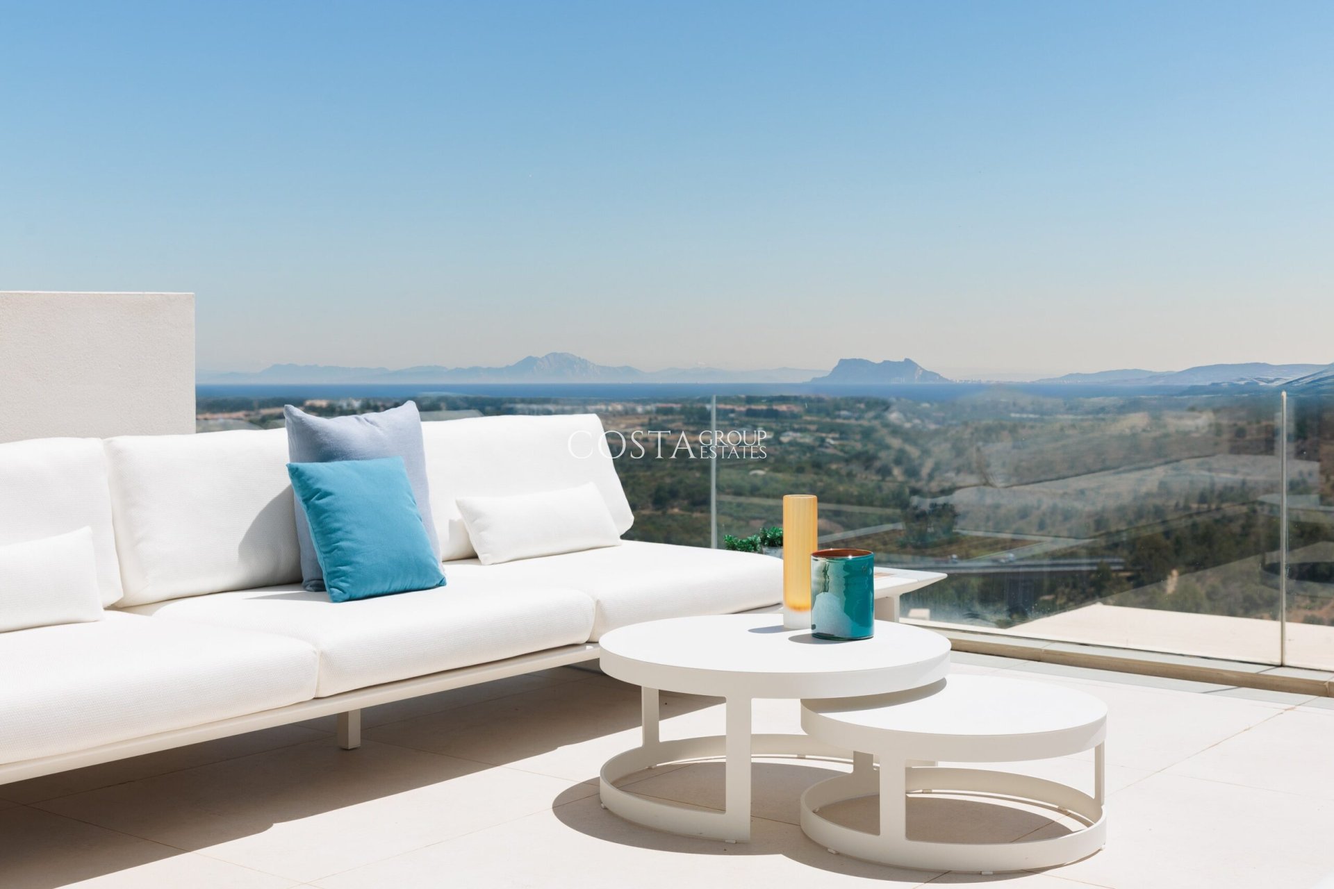 Nouvelle construction - Apartments -
Benahavís