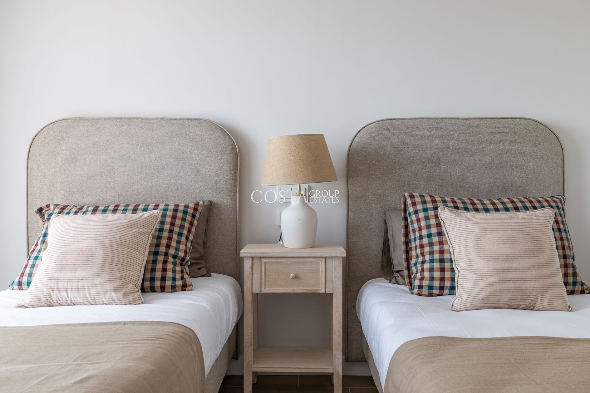 Nouvelle construction - Apartments -
Calpe