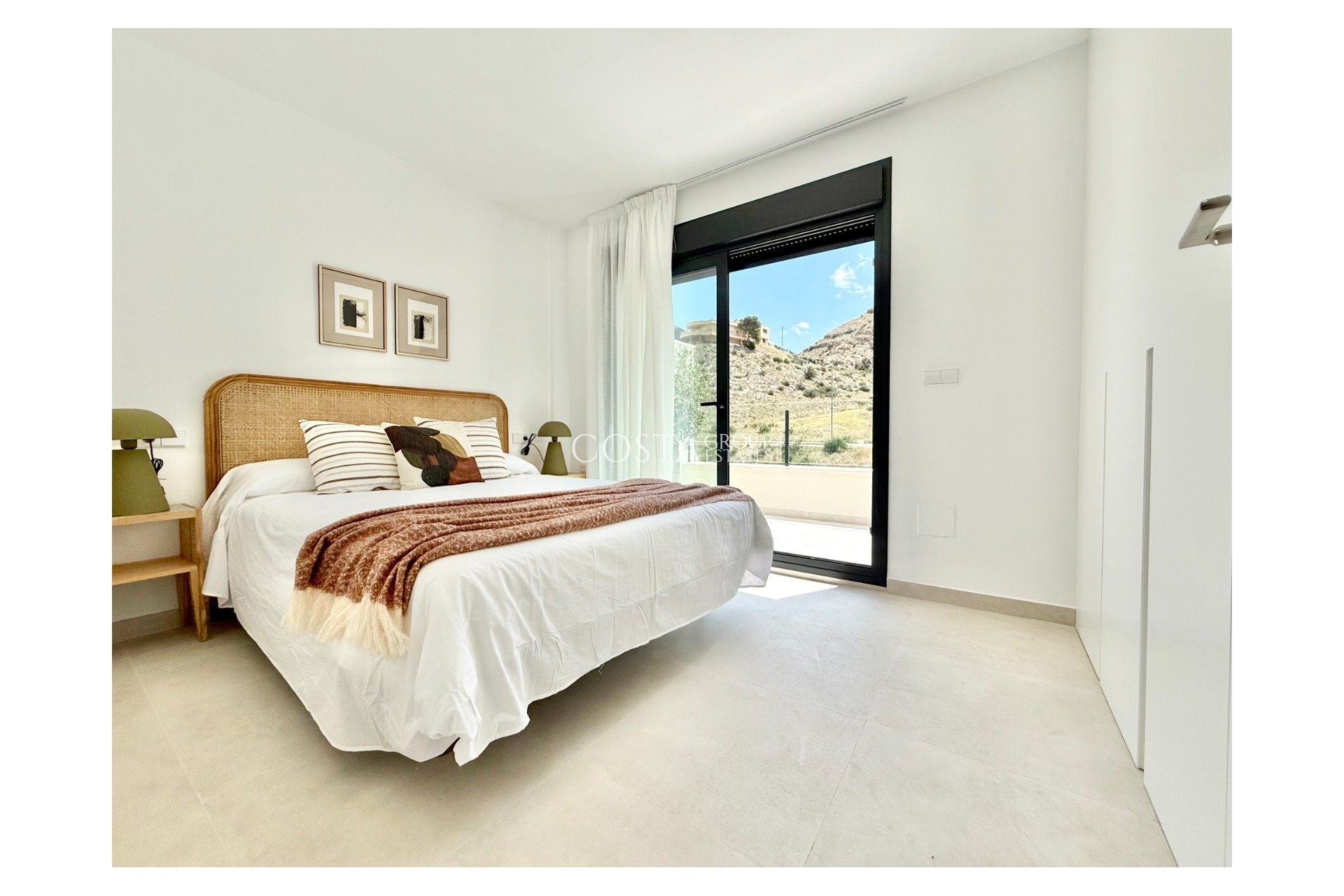 Nouvelle construction - Apartments -
Cox