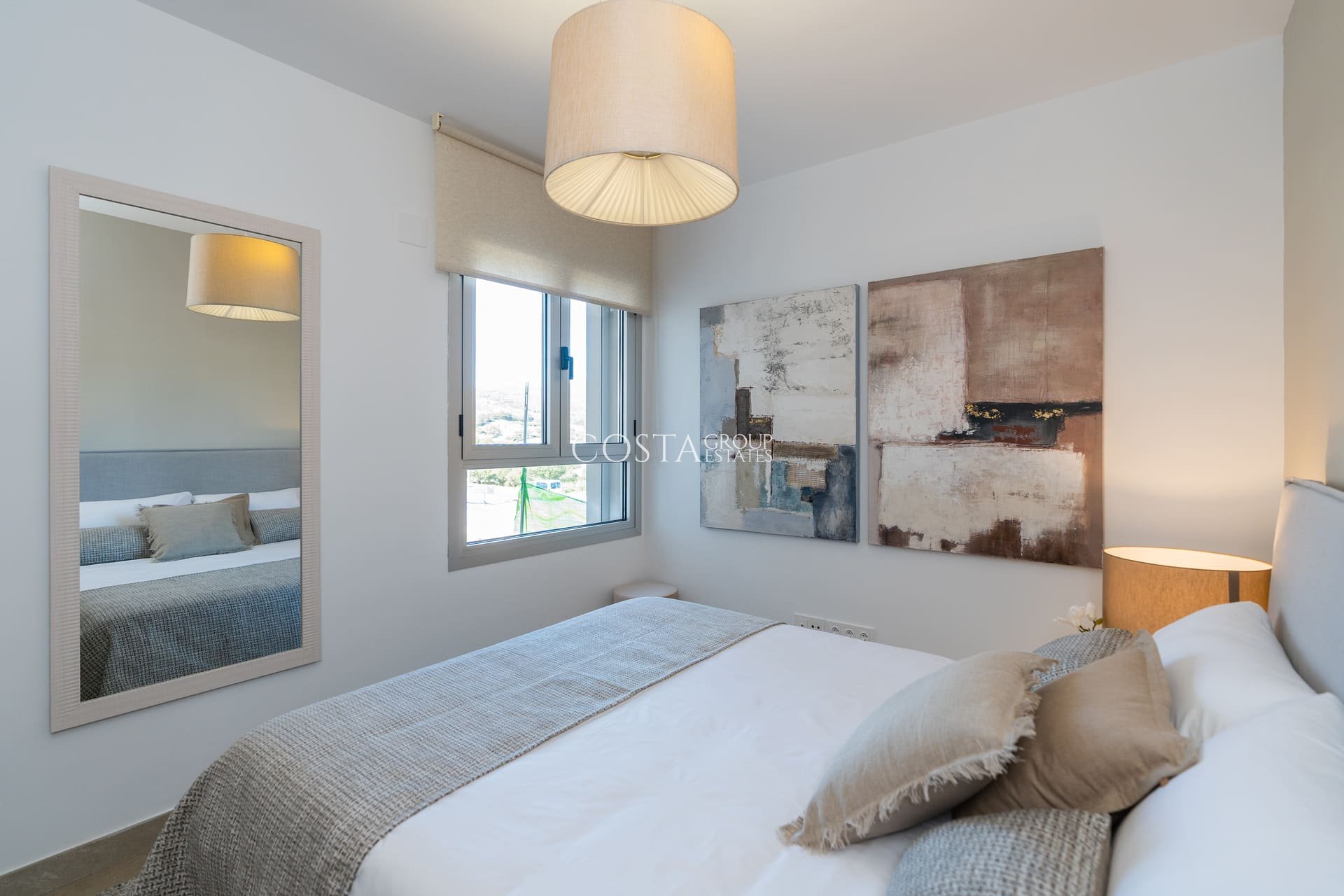 Nouvelle construction - Apartments -
Estepona