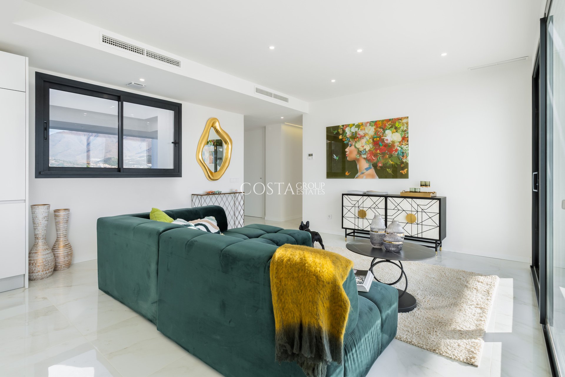 Nouvelle construction - Apartments -
Estepona