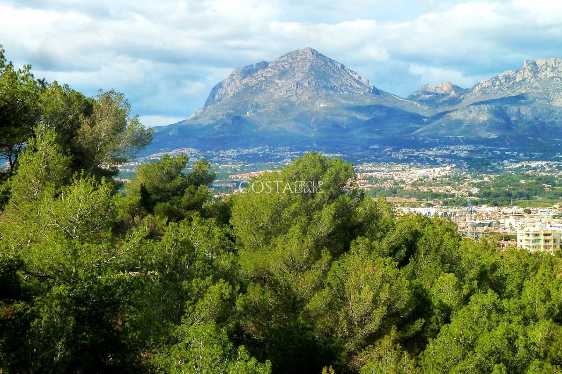 Nouvelle construction - Apartments -
Finestrat