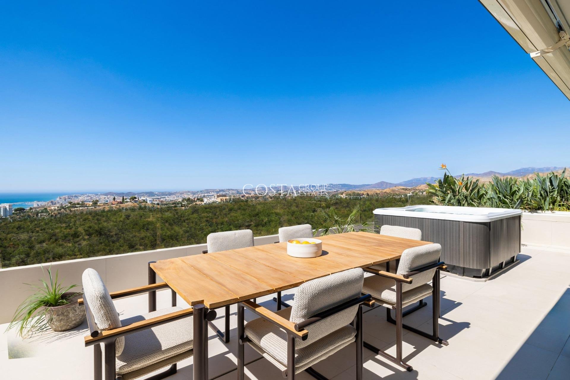 Nouvelle construction - Apartments -
Fuengirola - Higueron