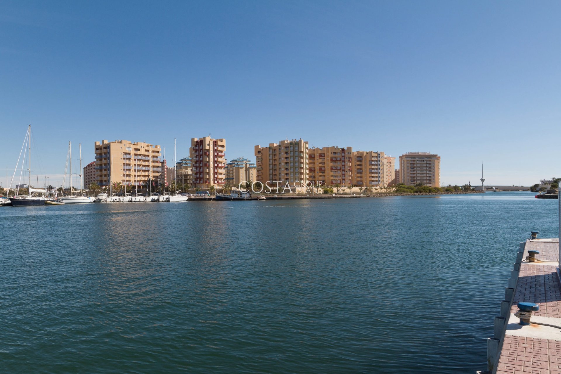 Nouvelle construction - Apartments -
La Manga del Mar Menor - La Manga Del Mar Menor