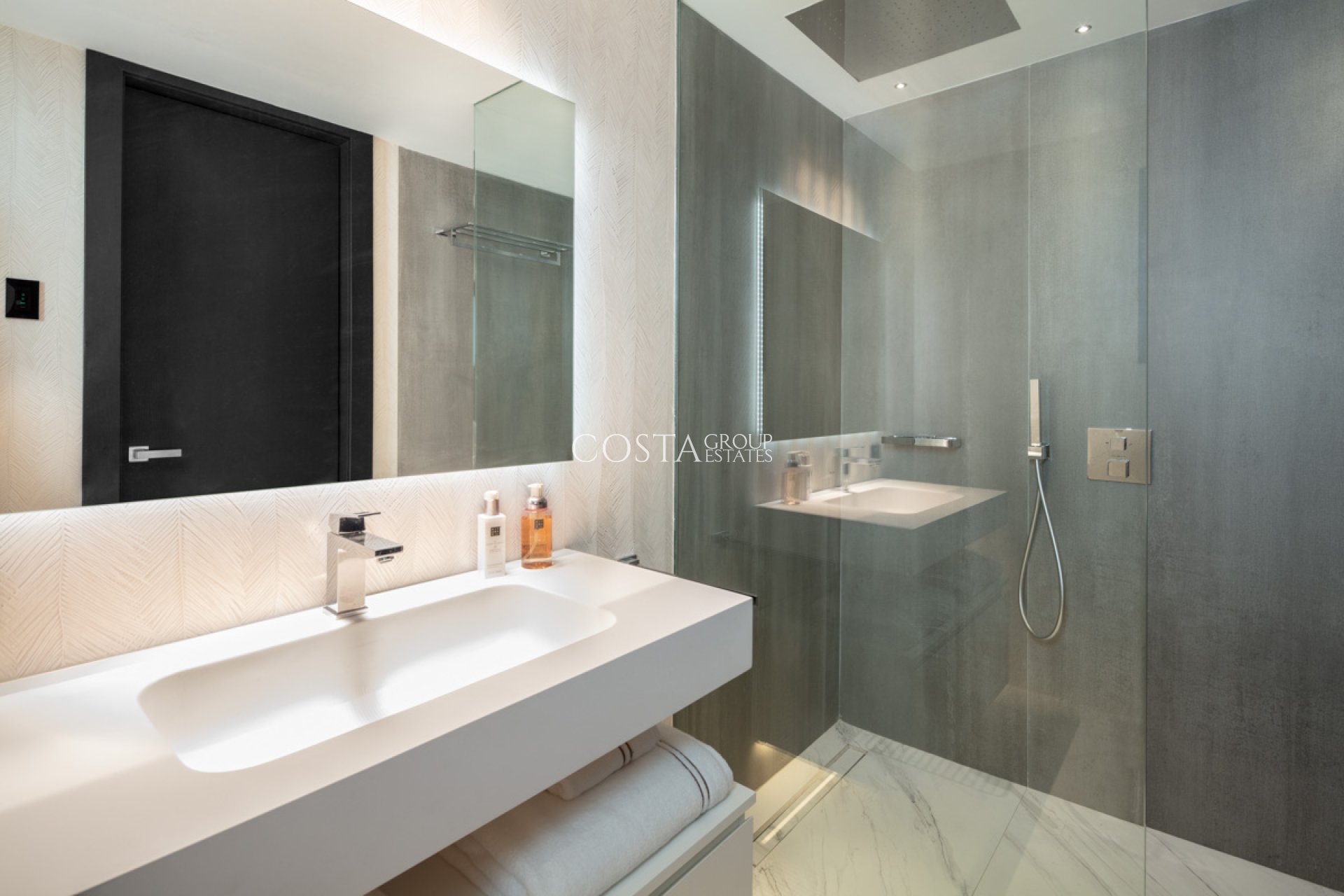 Nouvelle construction - Apartments -
Marbella