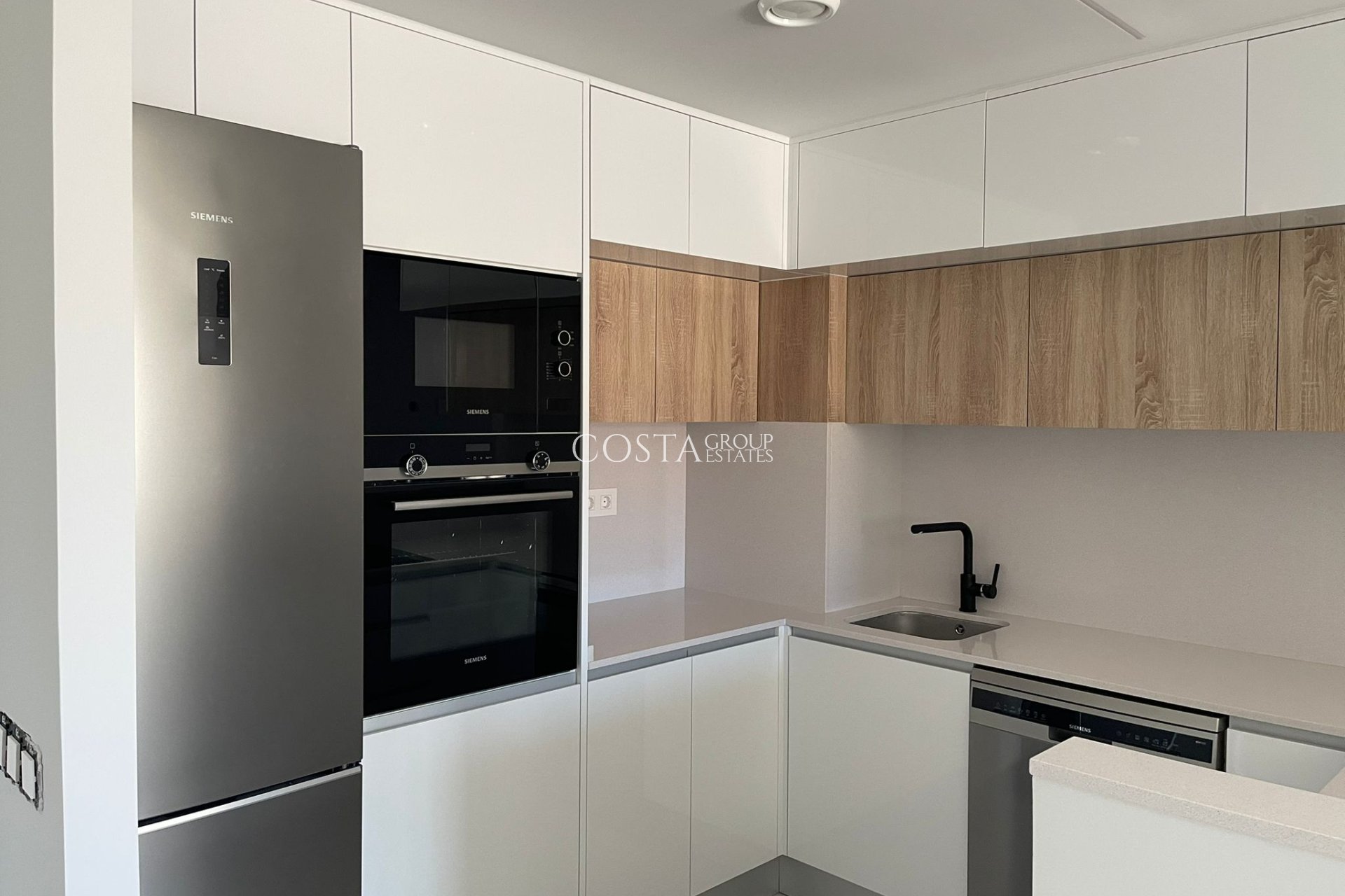 Nouvelle construction - Apartments -
Mil Palmeras