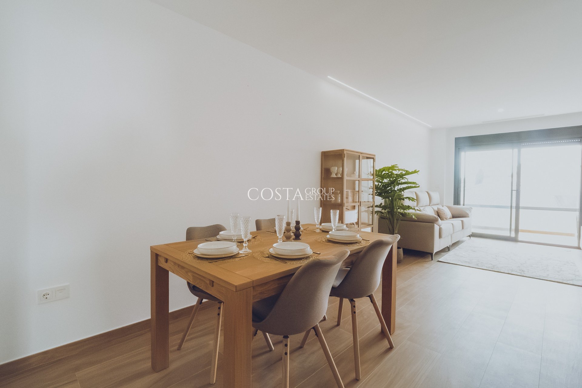 Nouvelle construction - Apartments -
Redován
