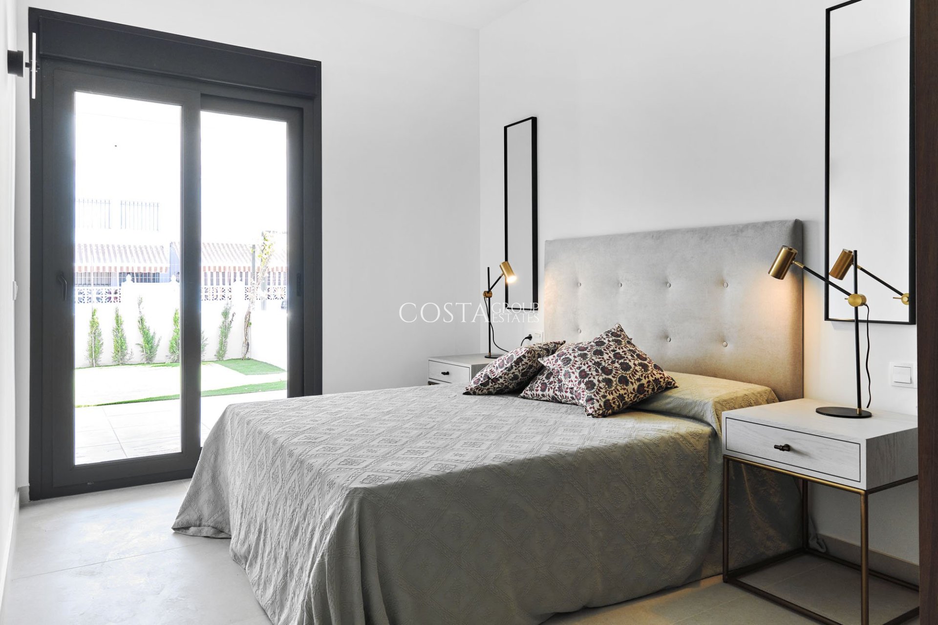 Nouvelle construction - Apartments -
Torrevieja