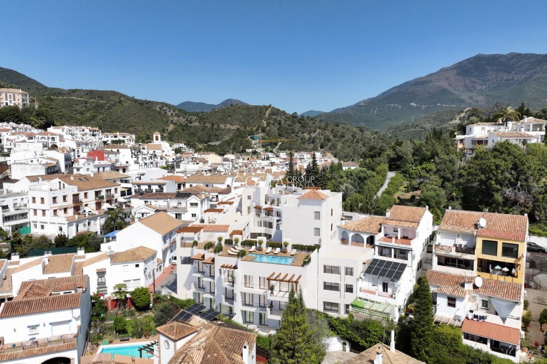 Nouvelle construction - Ground floor apartment -
Benahavís - pueblo