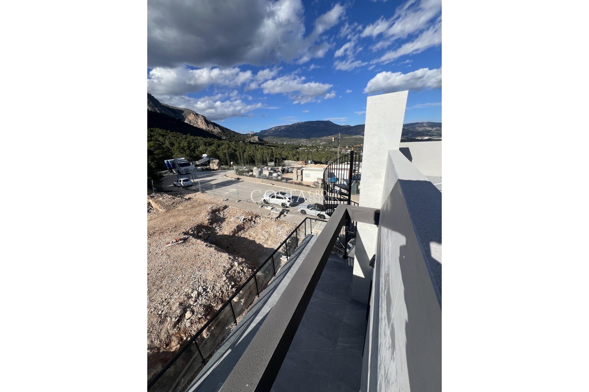 Nouvelle construction - Maison -
Polop - PAU1