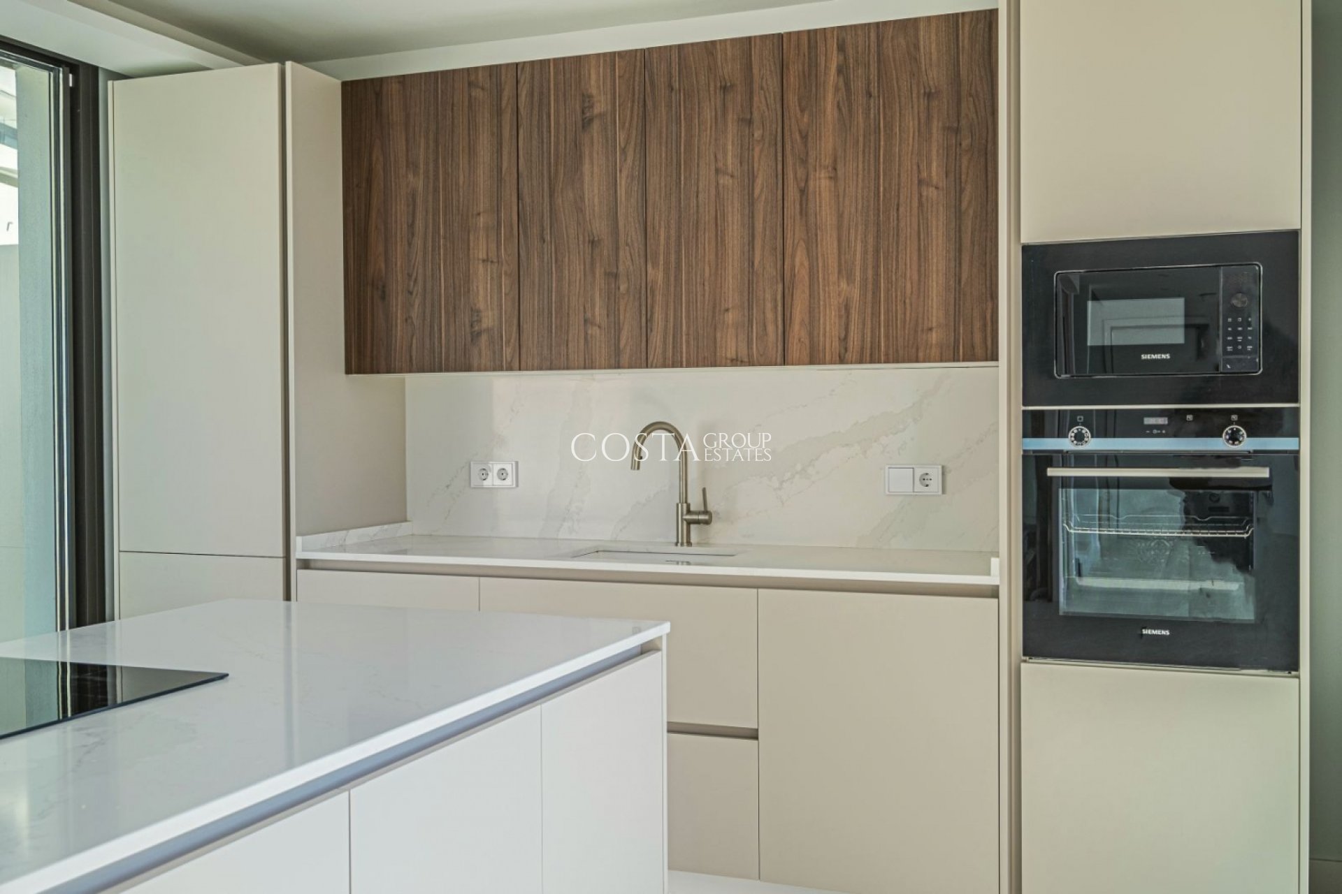 Nouvelle construction - Villa -
Benahavís