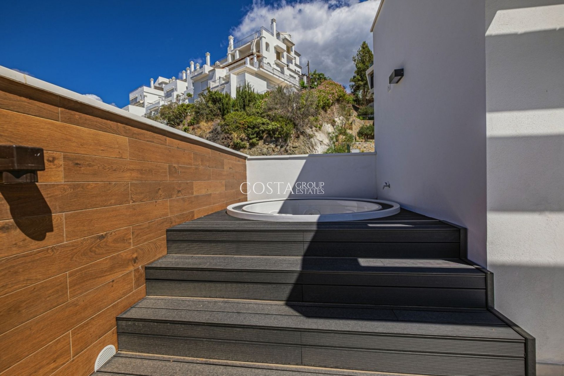 Nouvelle construction - Villa -
Benahavís