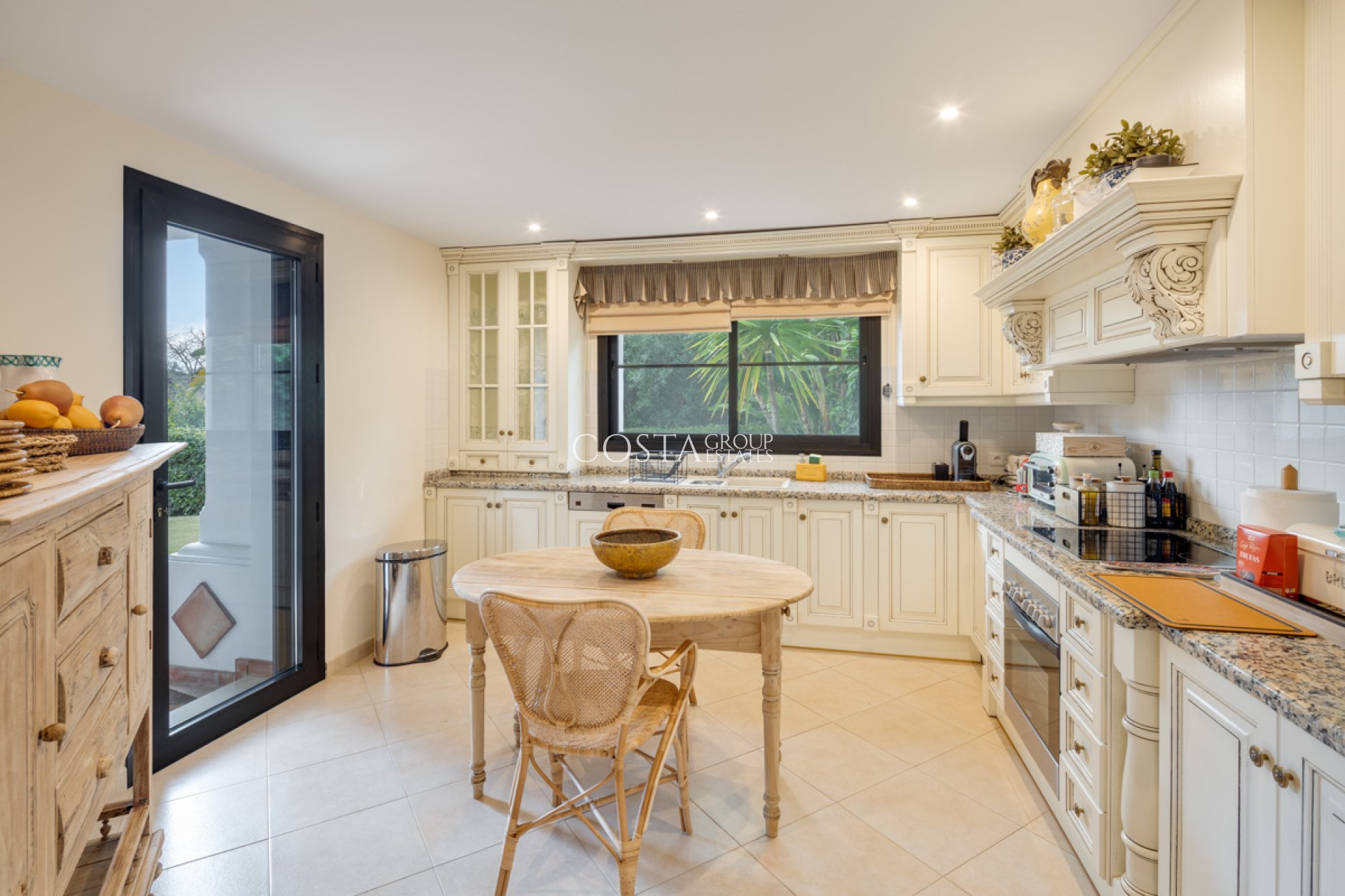 Nouvelle construction - Villa -
Benahavís