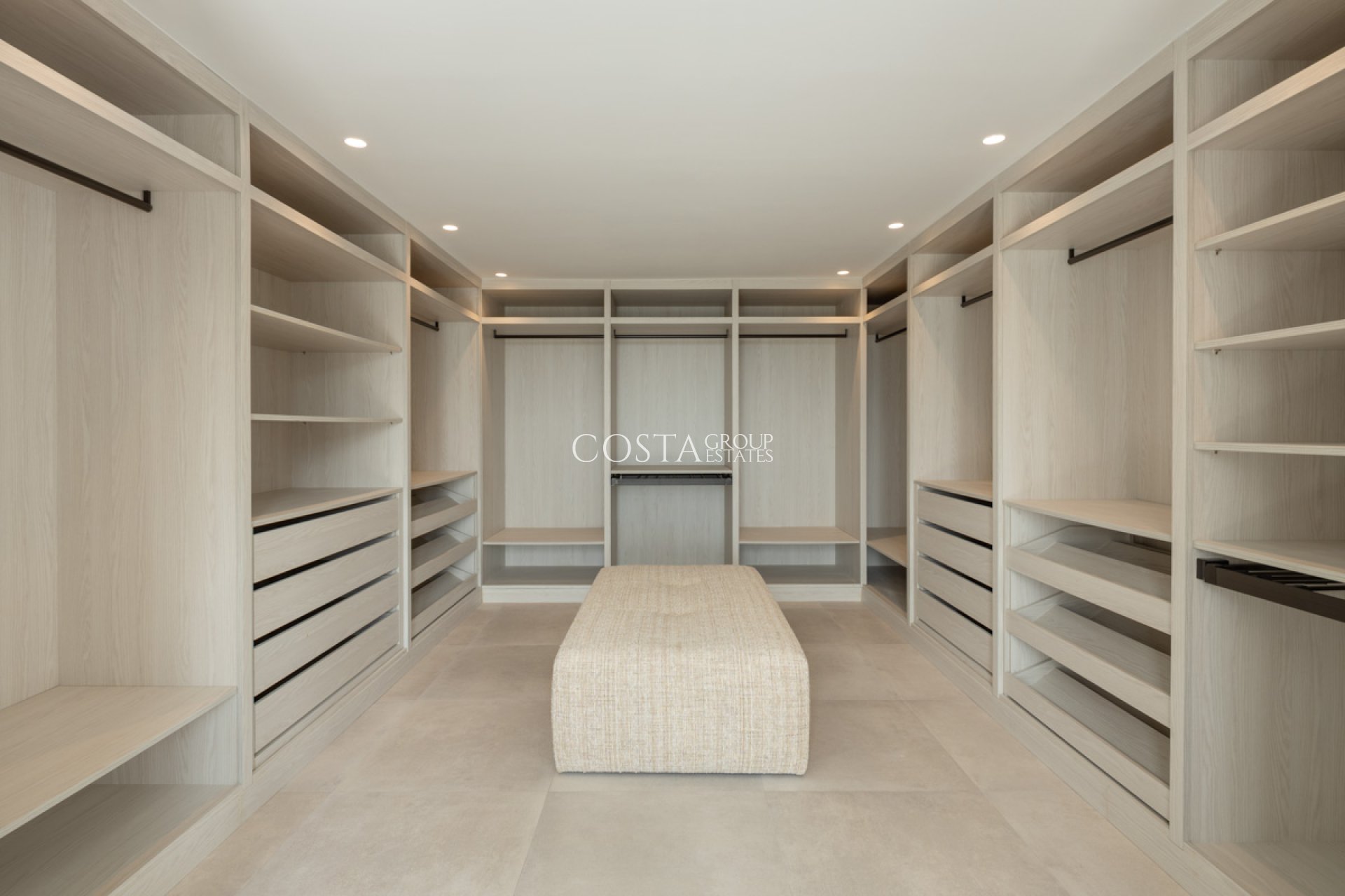 Nouvelle construction - Villa -
Benahavís