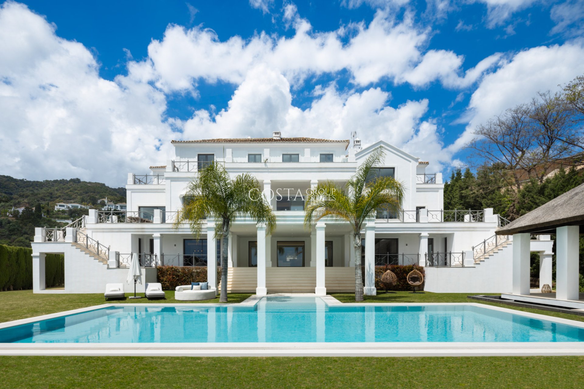 Nouvelle construction - Villa -
Benahavís