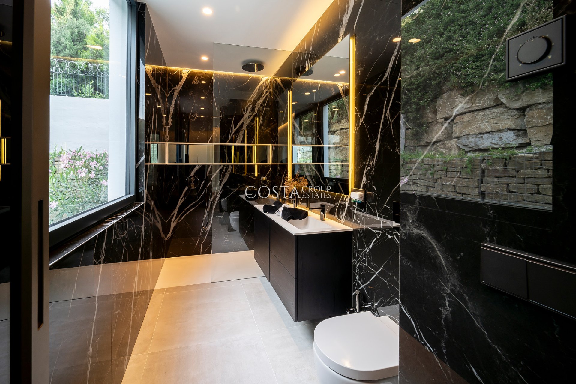 Nouvelle construction - Villa -
Benahavís