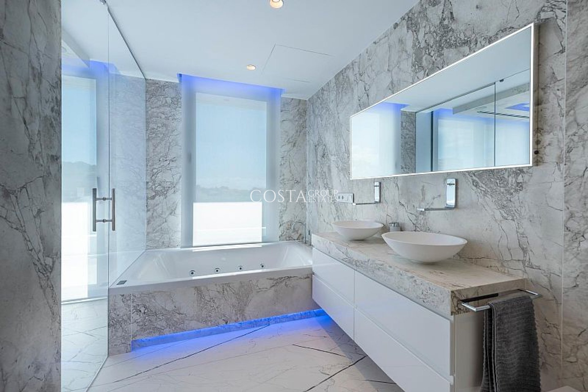 Nouvelle construction - Villa -
Calpe