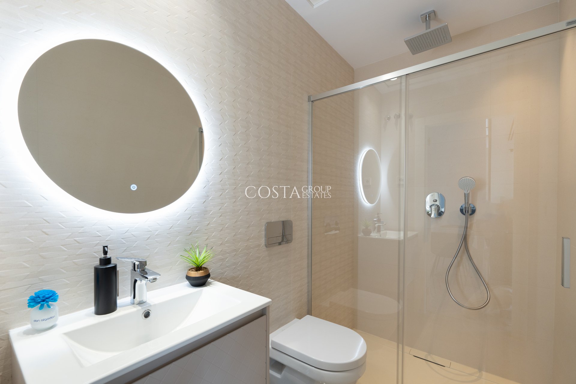 Nouvelle construction - Villa -
Elche