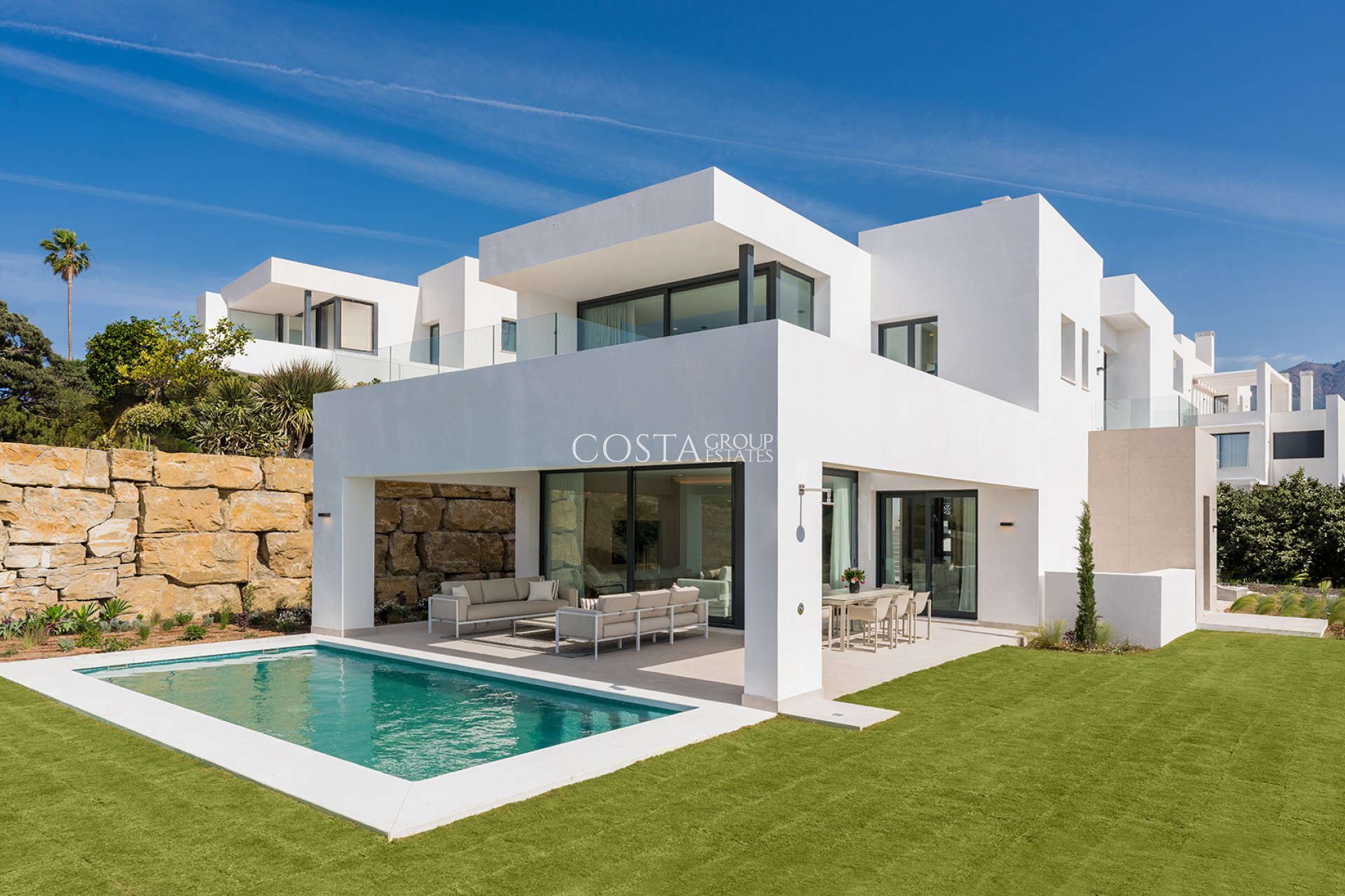 Nouvelle construction - Villa -
Estepona