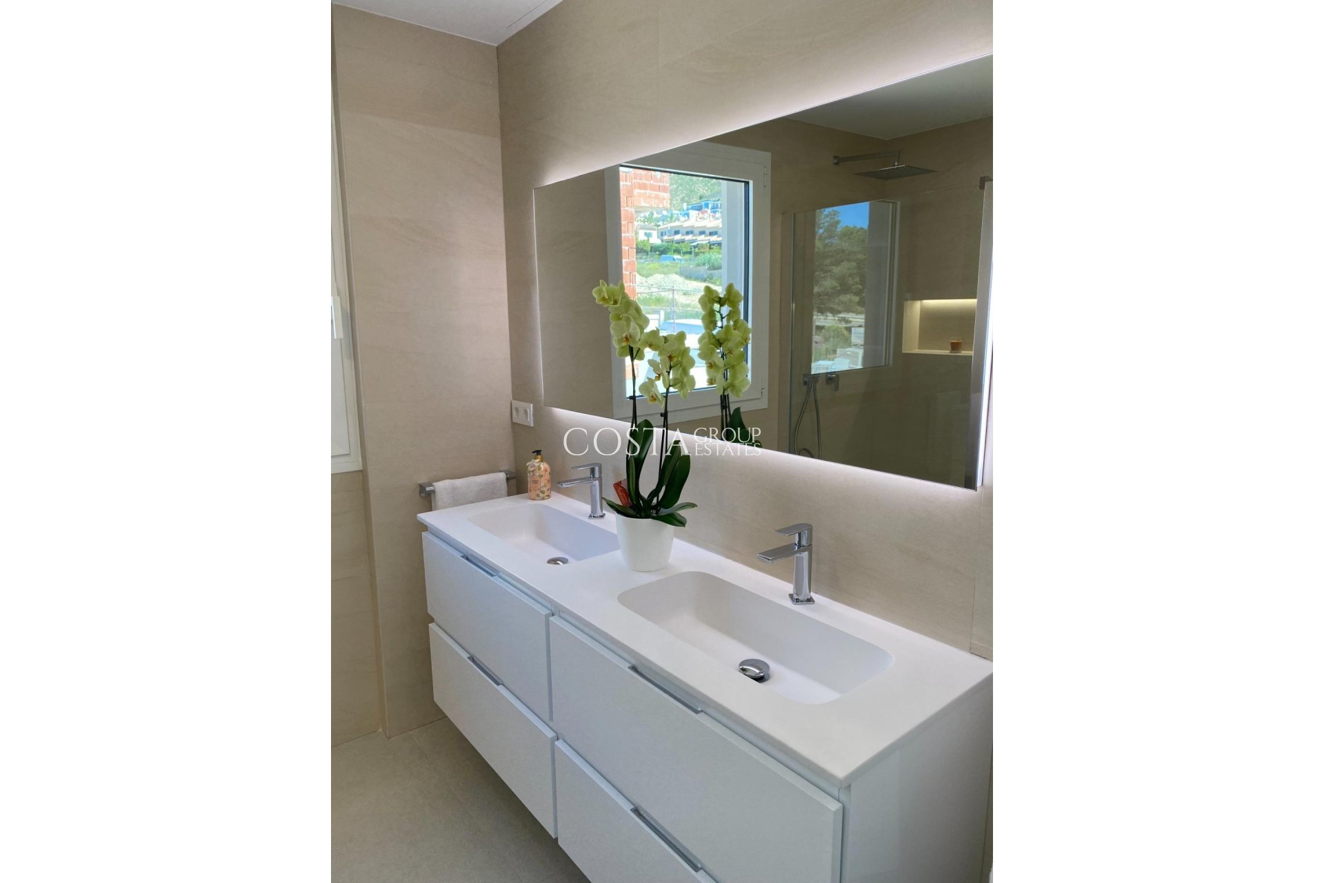 Nouvelle construction - Villa -
Finestrat