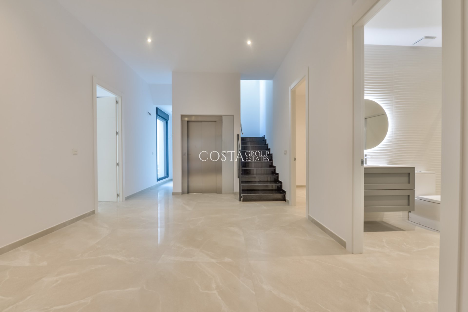 Nouvelle construction - Villa -
Finestrat