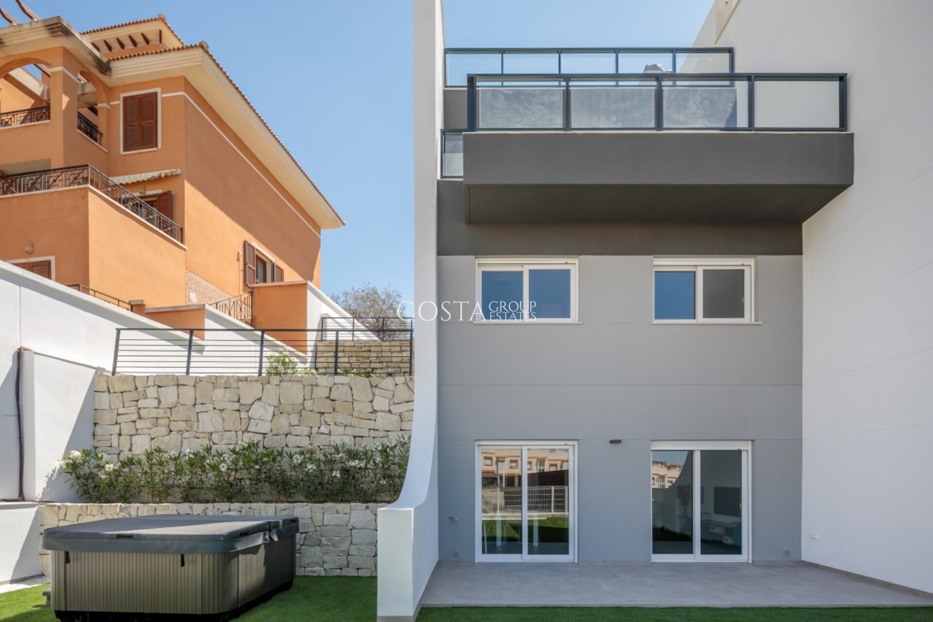 Nouvelle construction - Villa -
Finestrat