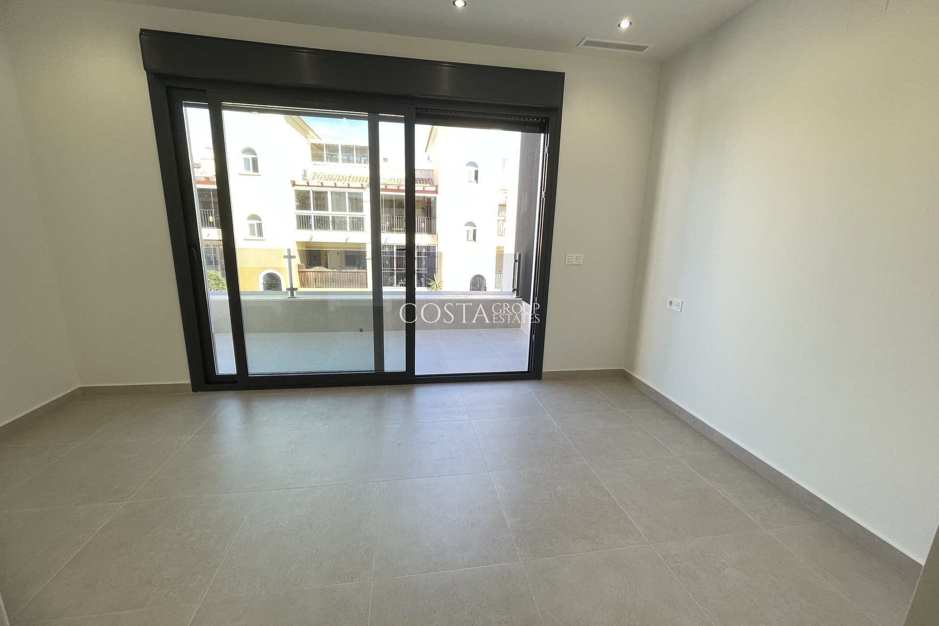 Nouvelle construction - Villa -
Heredades