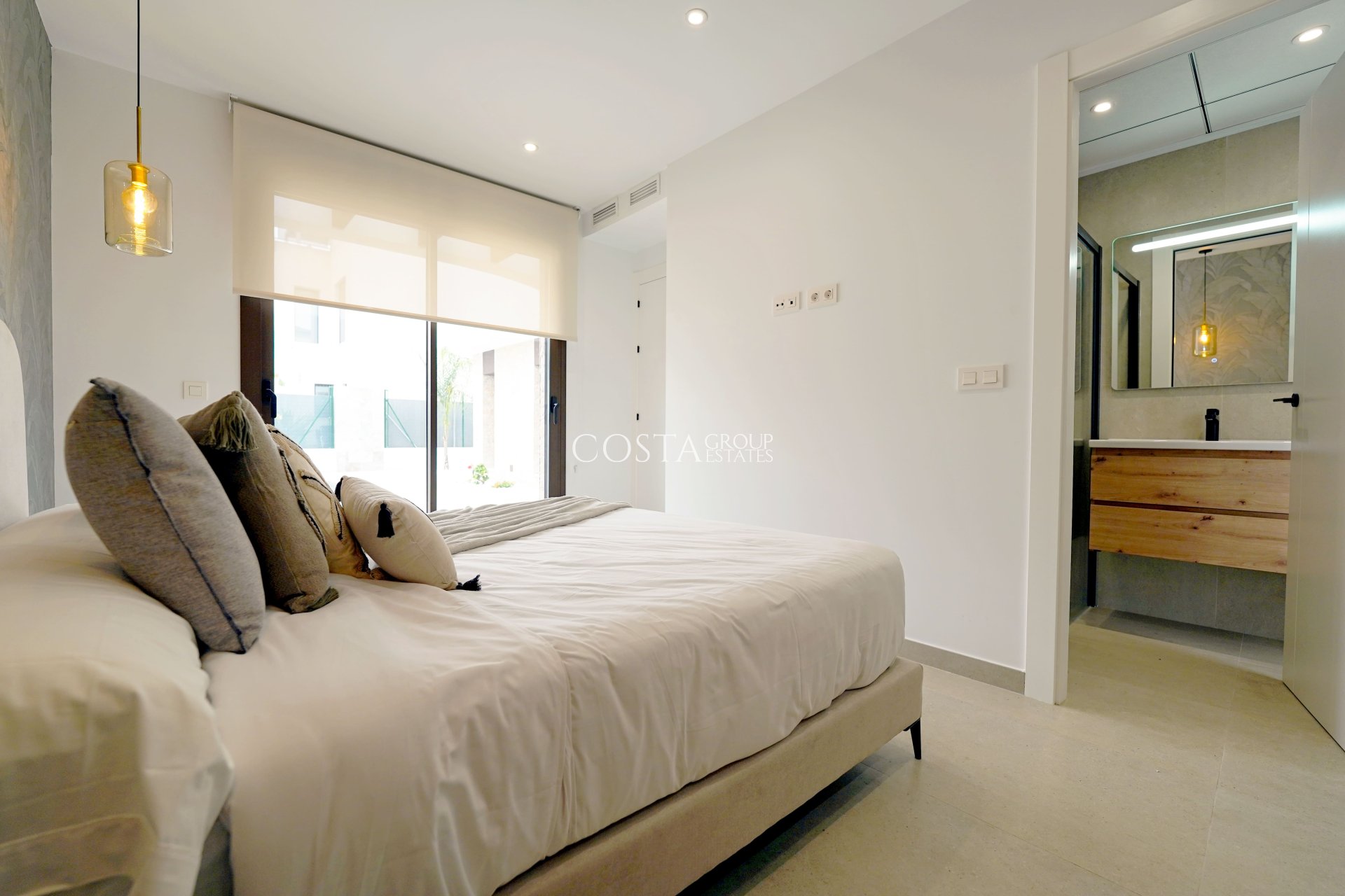 Nouvelle construction - Villa -
Heredades