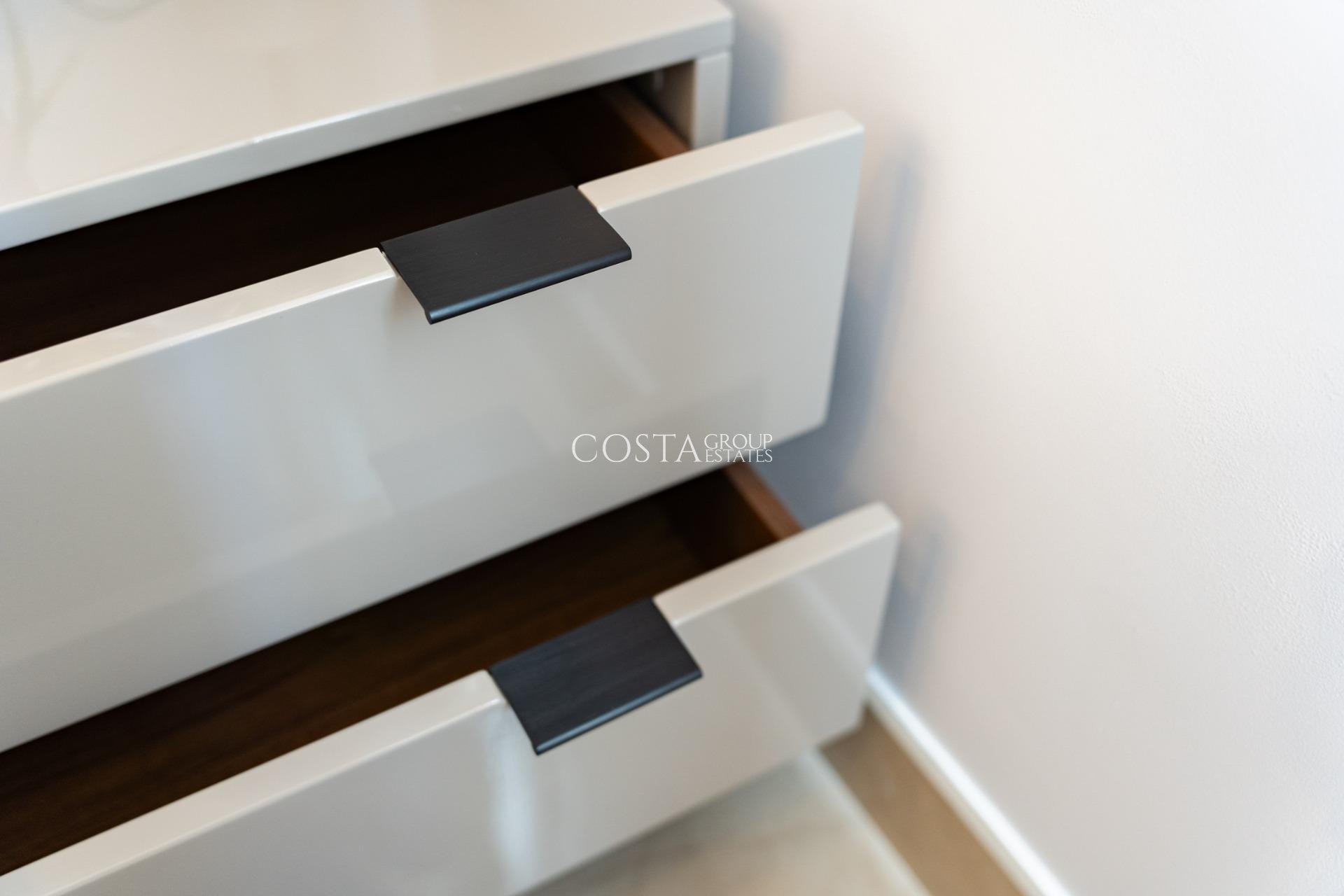 Nouvelle construction - Villa -
La Marina - El Pinet