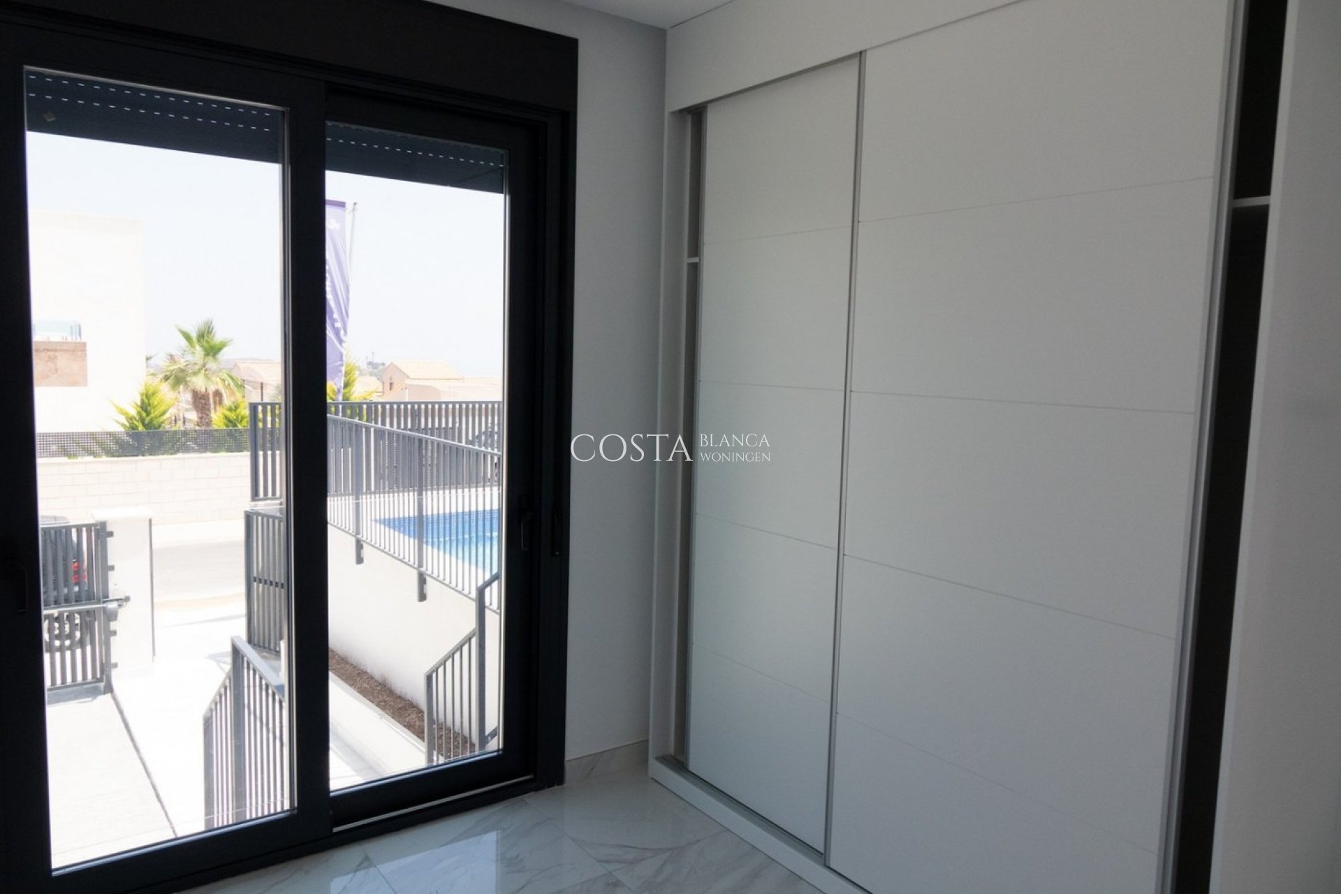 Nouvelle construction - Villa -
Polop