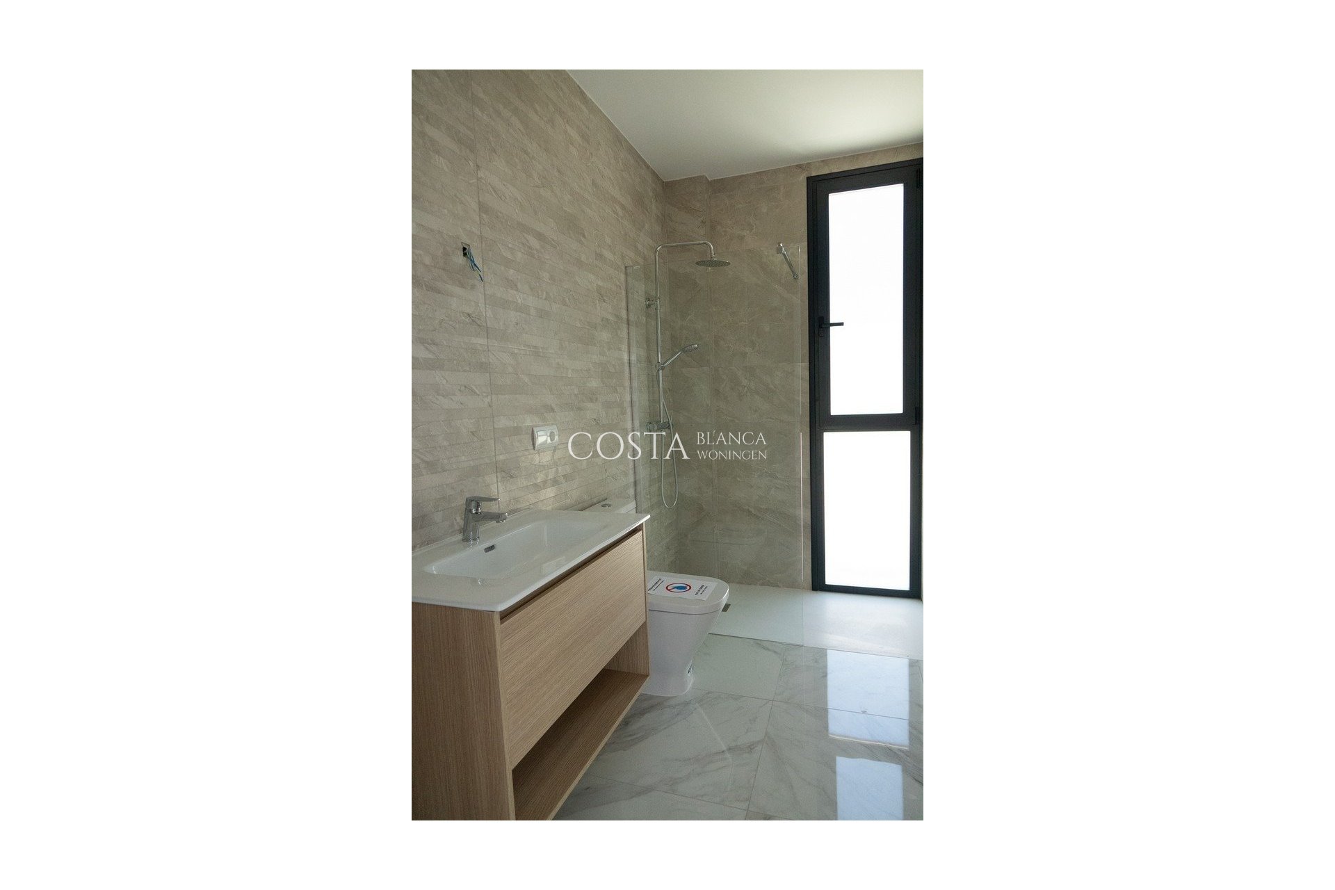 Nouvelle construction - Villa -
Polop