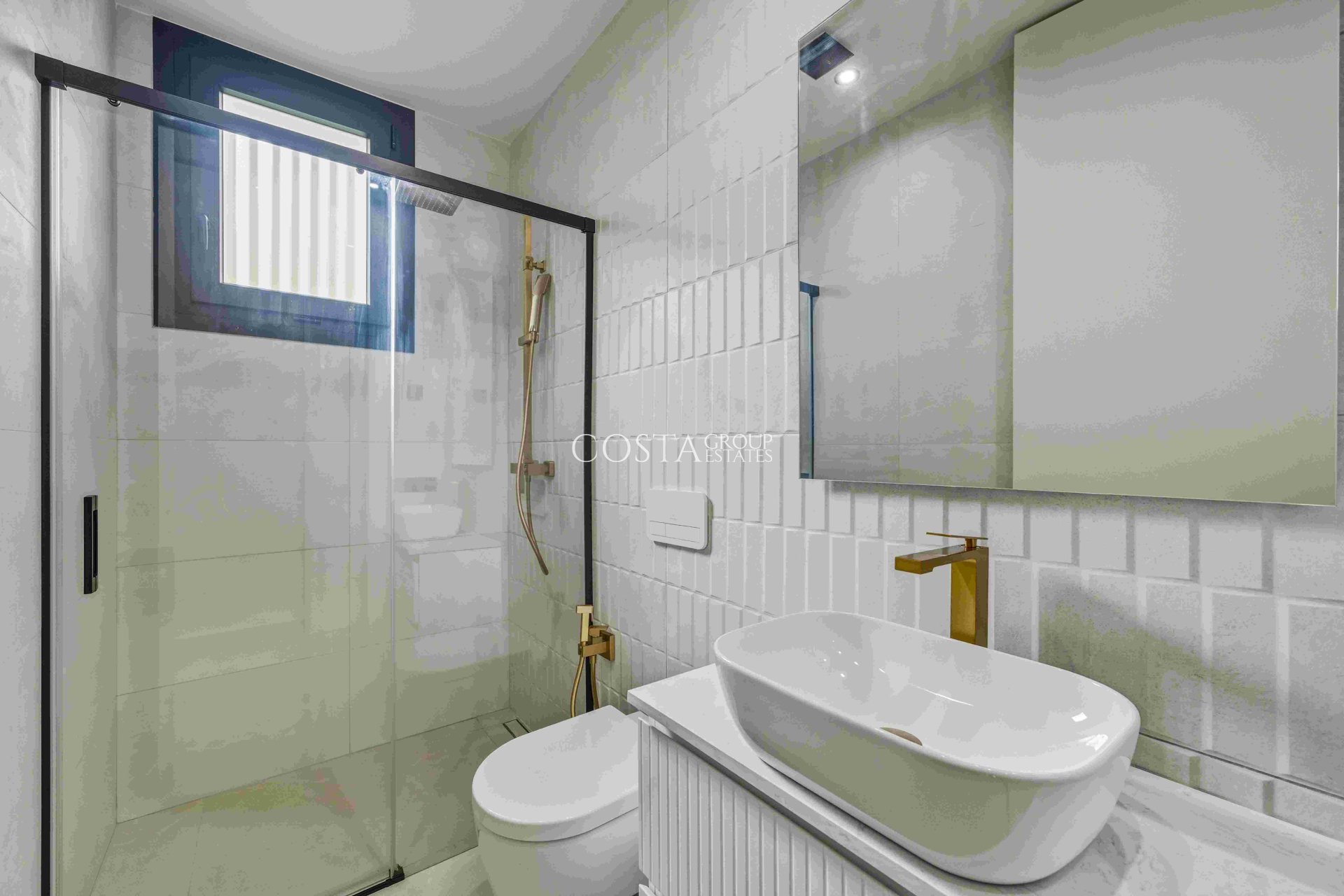 Nouvelle construction - Villa -
Polop