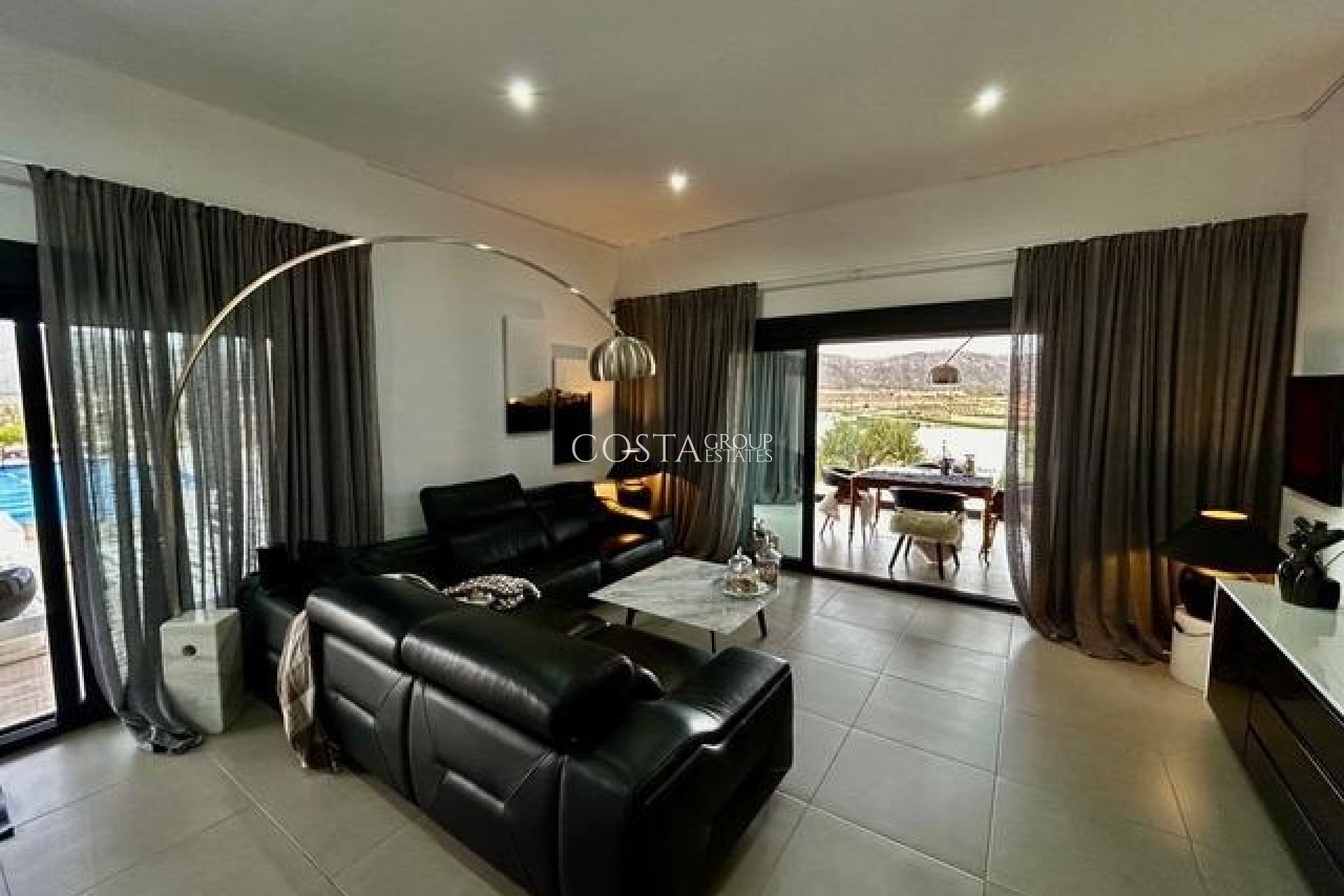 Nouvelle construction - Villa -
Torre del Rico