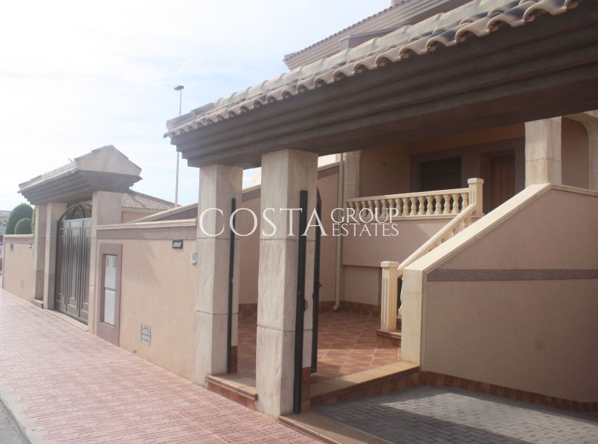 Nouvelle construction - Villa -
Torrevieja
