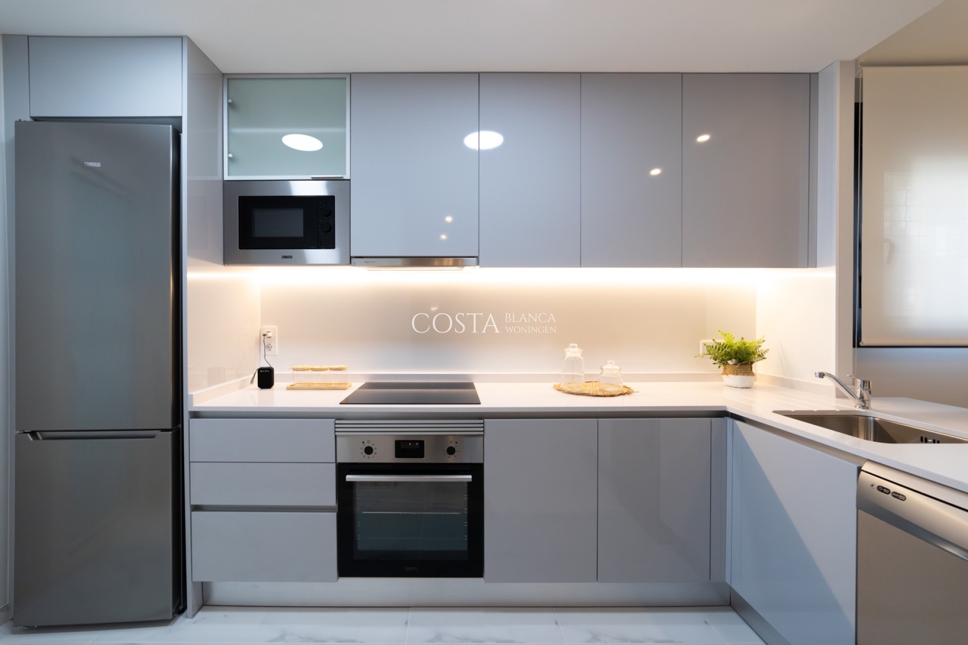 Nowy budynek - Apartament -
Orihuela Costa - Playa Flamenca
