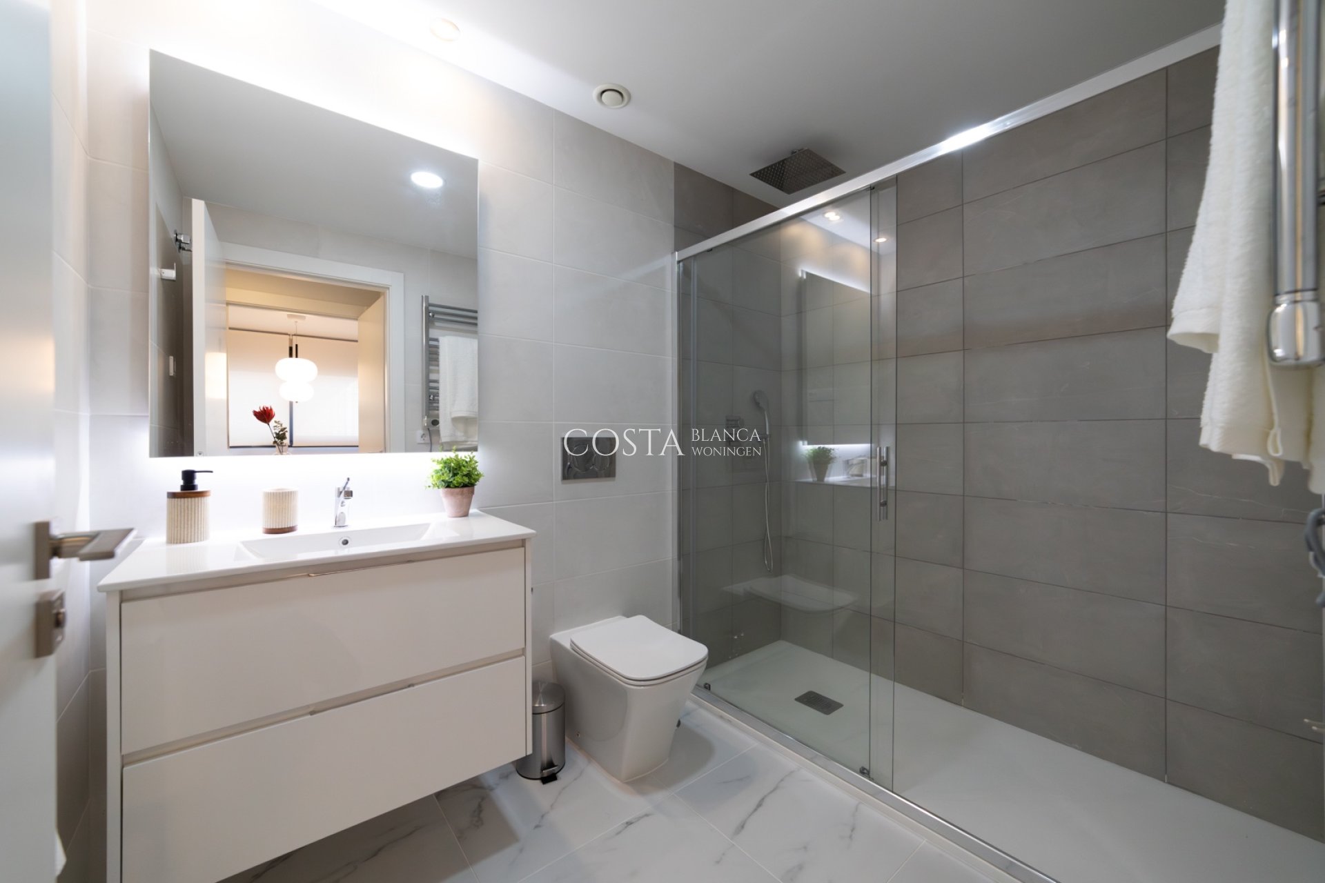 Nowy budynek - Apartament -
Orihuela Costa - Playa Flamenca