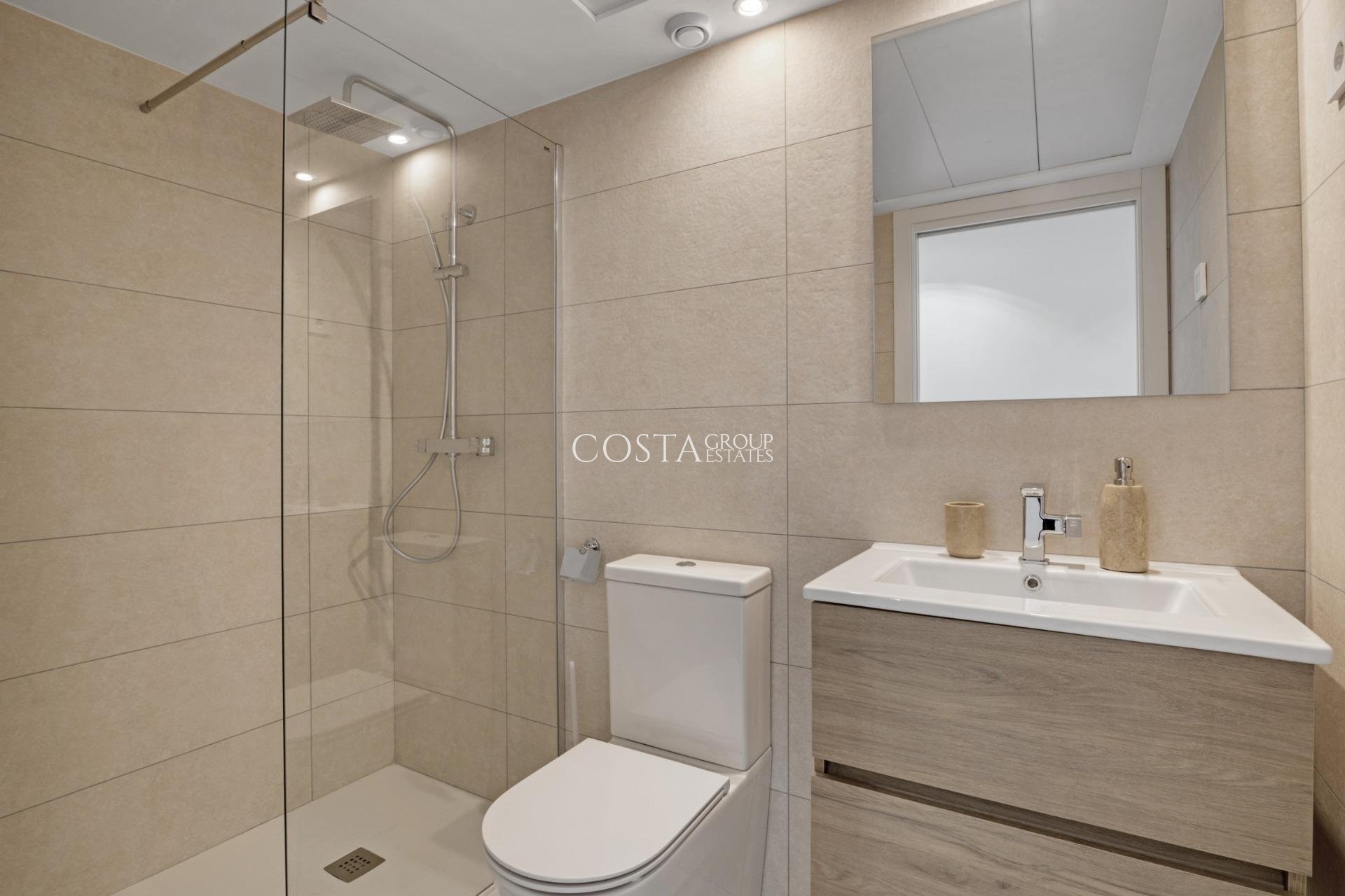 Nowy budynek - Apartament -
Torrevieja - Punta Prima