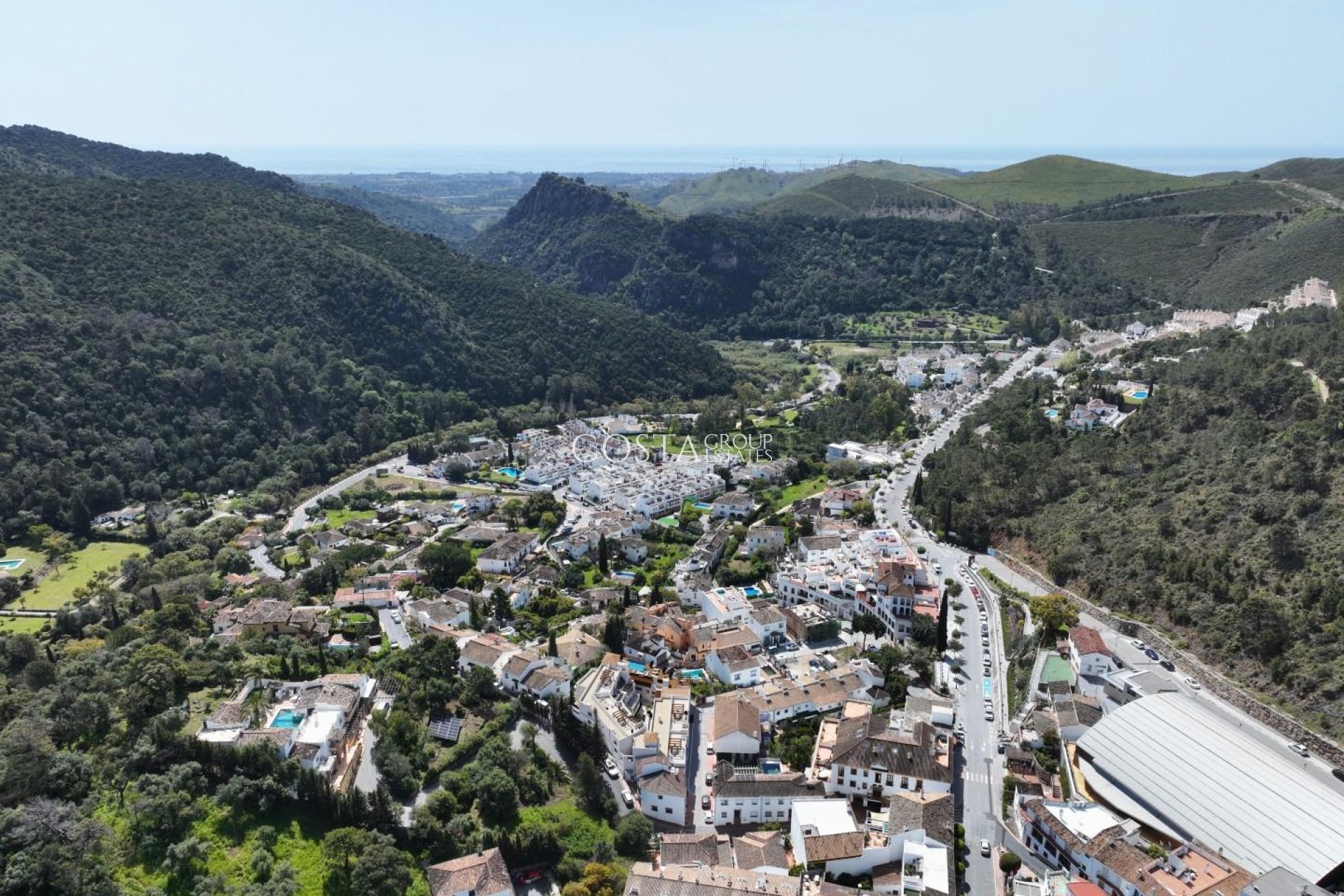 Nowy budynek - Apartments -
Benahavís - pueblo
