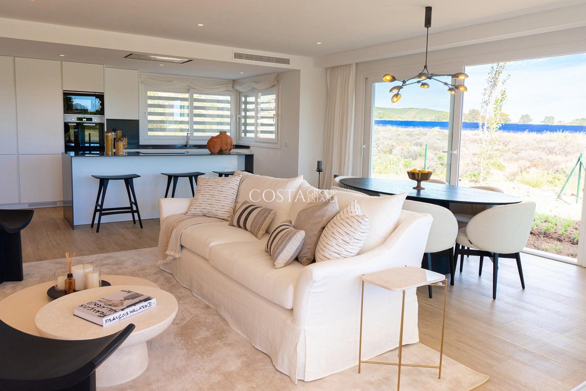 Nowy budynek - Apartments -
Casares - Camarate