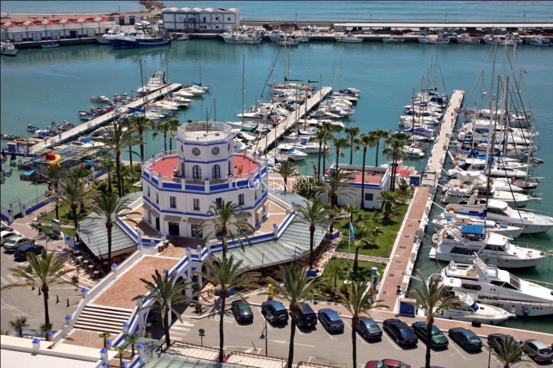 Nowy budynek - Apartments -
Estepona - Playa La Rada
