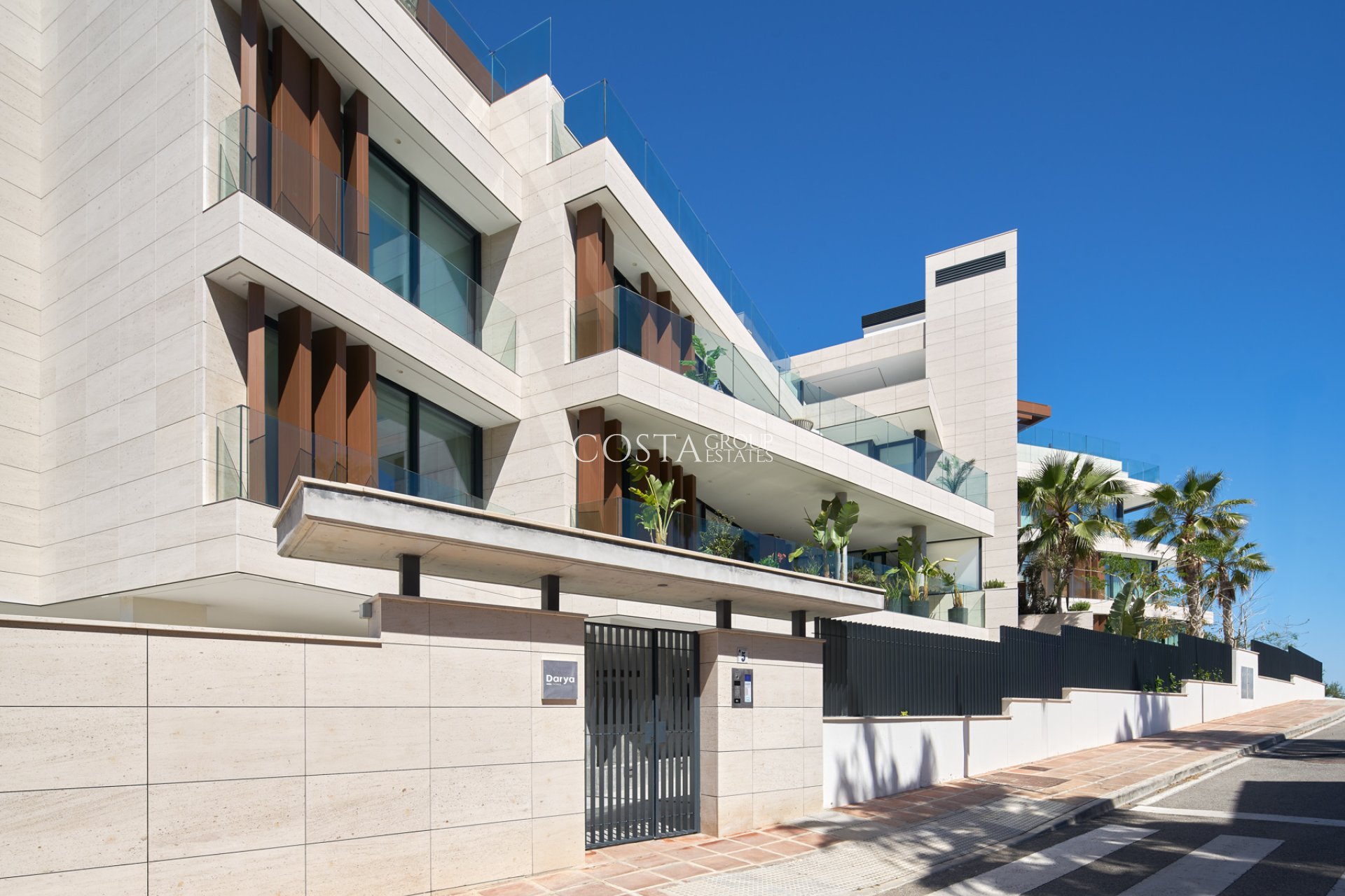 Nowy budynek - Apartments -
Estepona