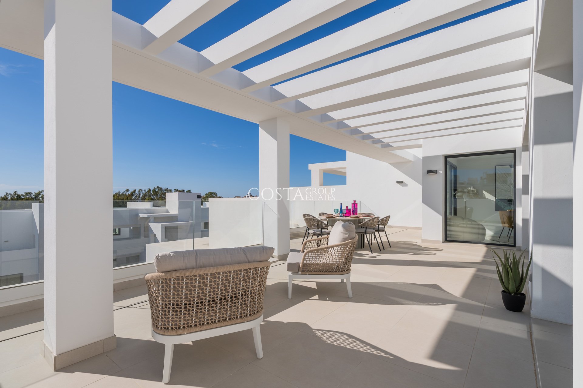 Nowy budynek - Apartments -
Estepona