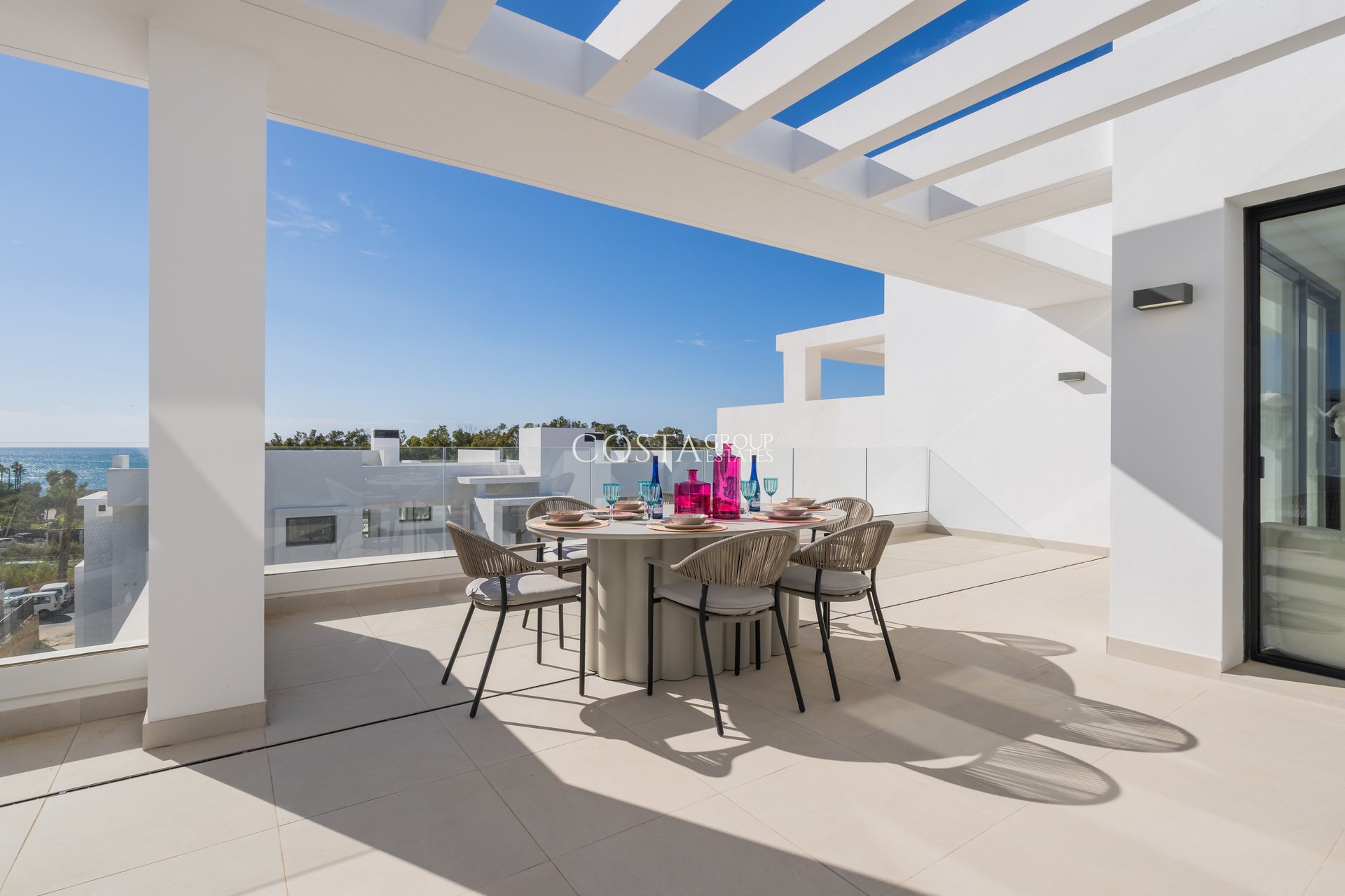 Nowy budynek - Apartments -
Estepona