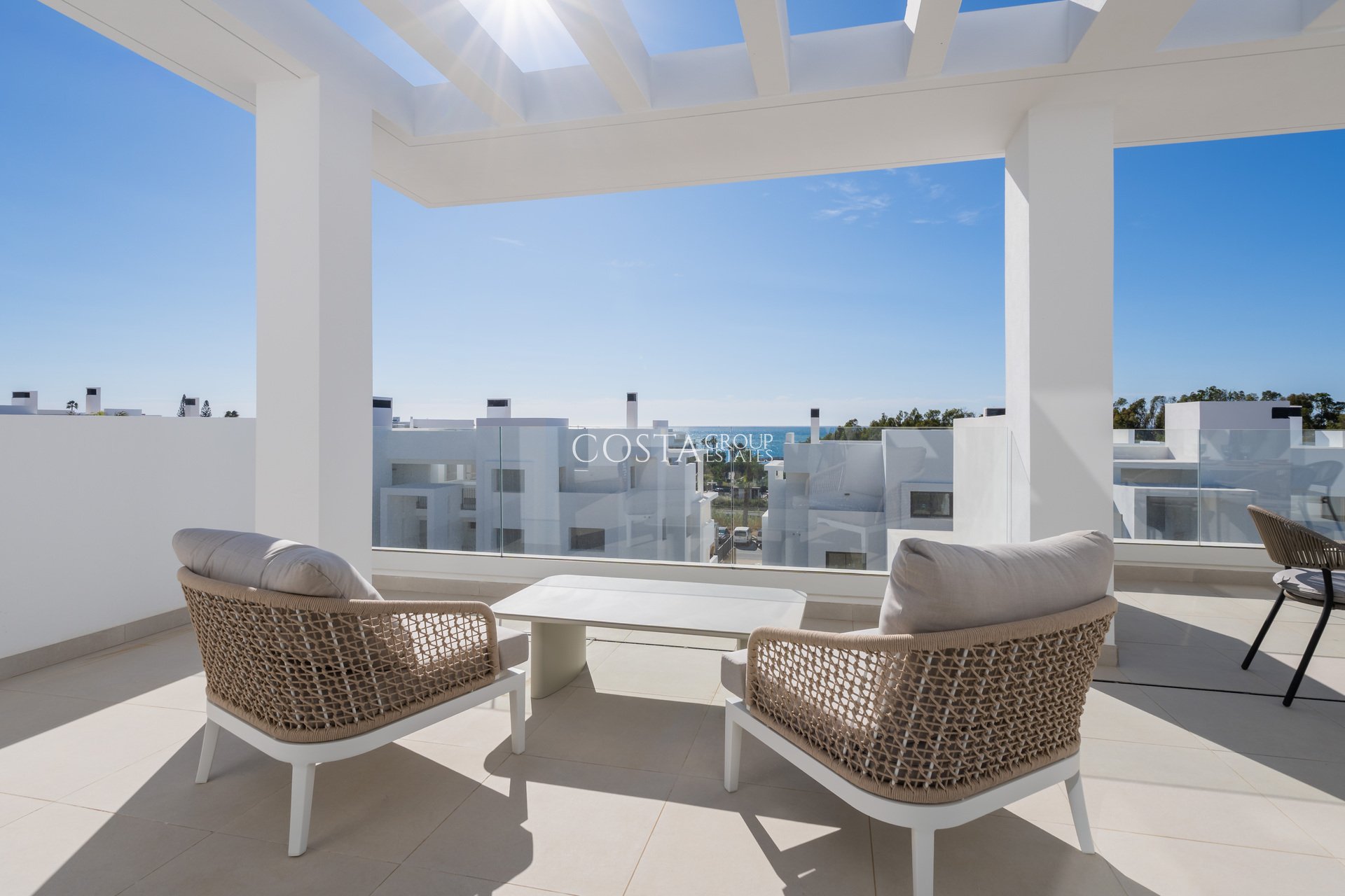 Nowy budynek - Apartments -
Estepona