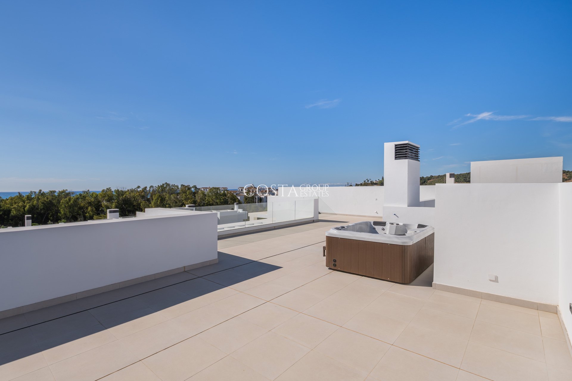 Nowy budynek - Apartments -
Estepona
