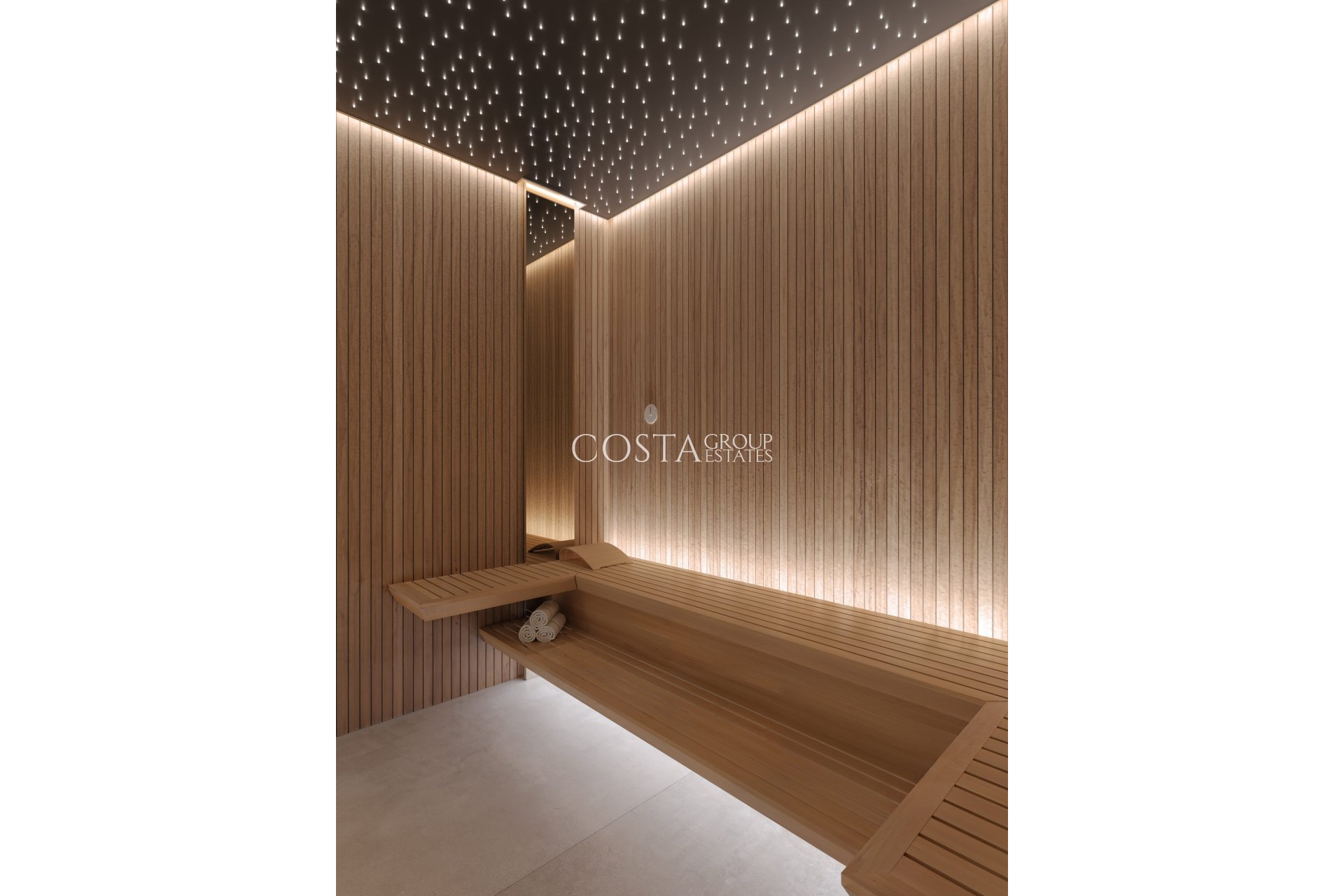 Nowy budynek - Apartments -
Estepona