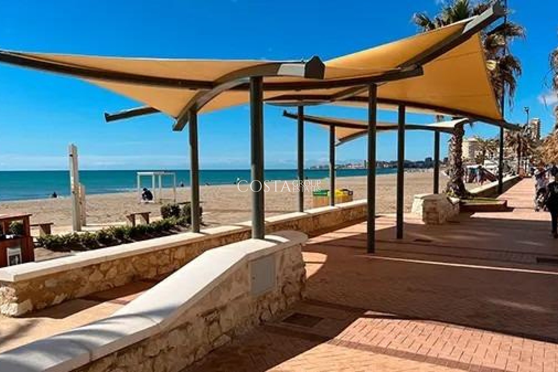 Nowy budynek - Apartments -
Fuengirola - Centro