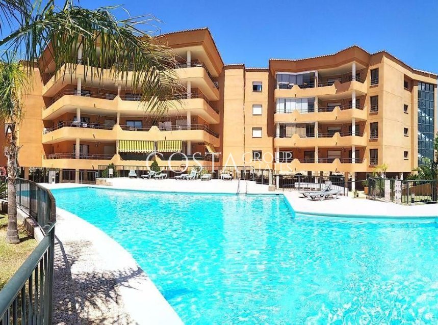 Nowy budynek - Apartments -
Fuengirola