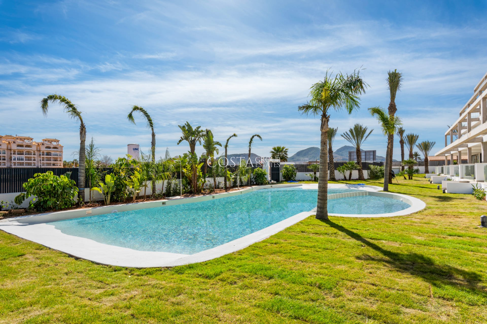 Nowy budynek - Apartments -
Islas Menores